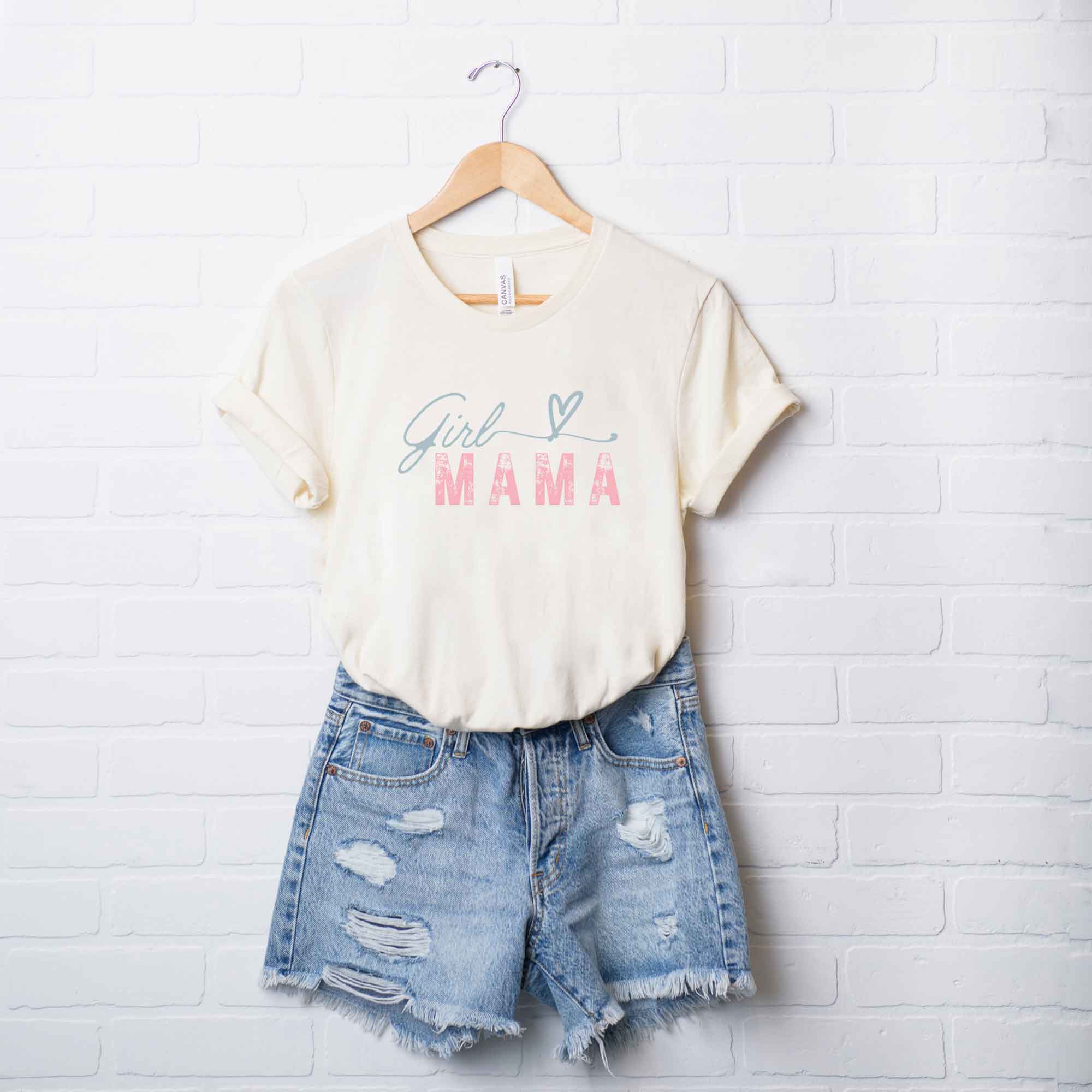 Girl Mama Heart Colorful | Short Sleeve Graphic Tee