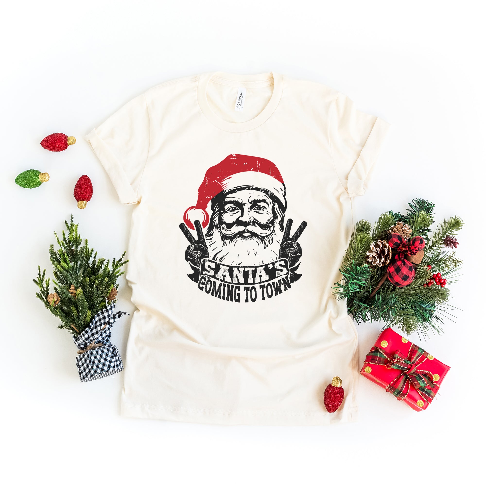 Santa's Coming to Town Peace | Short Sleeve Crew Neck