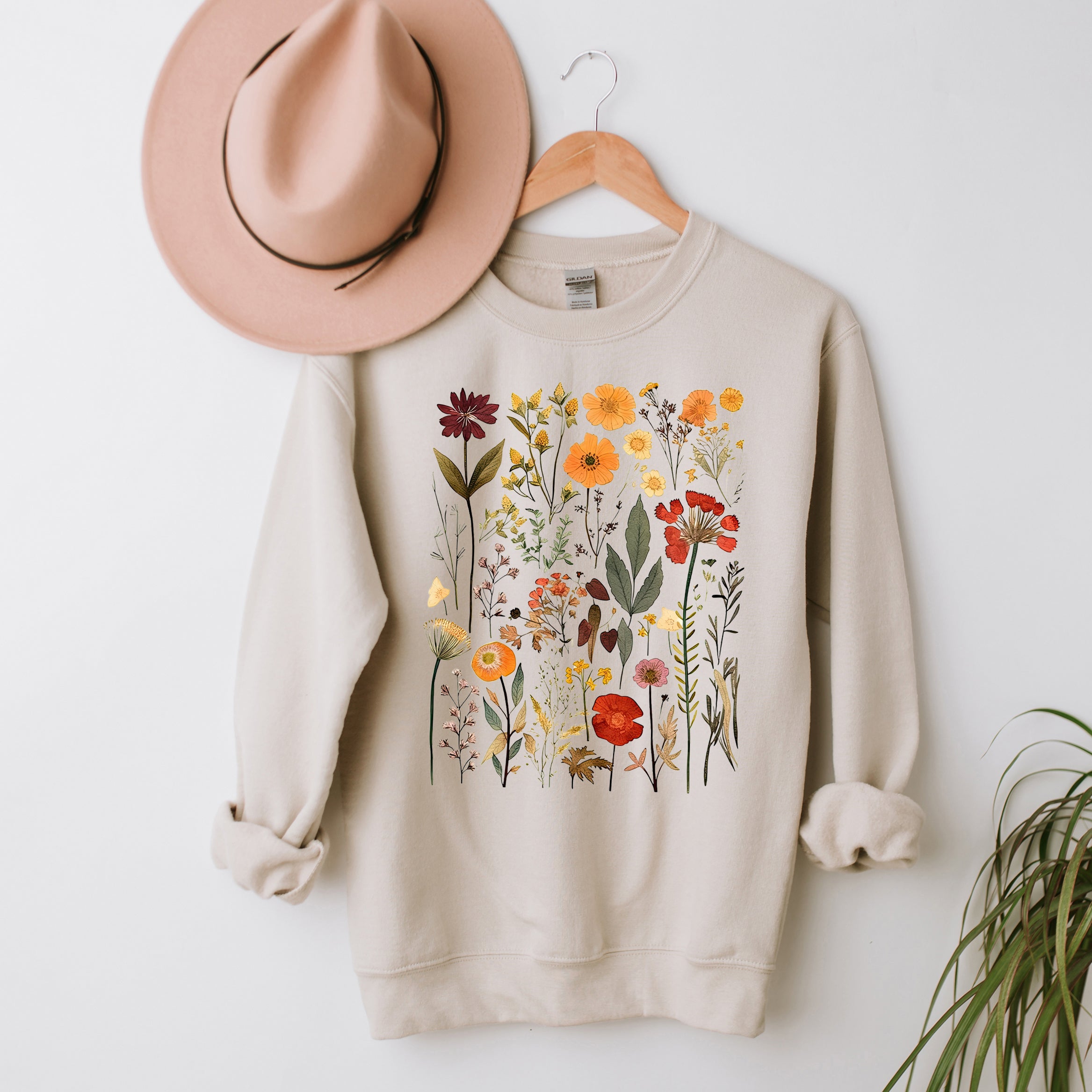 Vintage Pressed Flowers | Sweatshirt