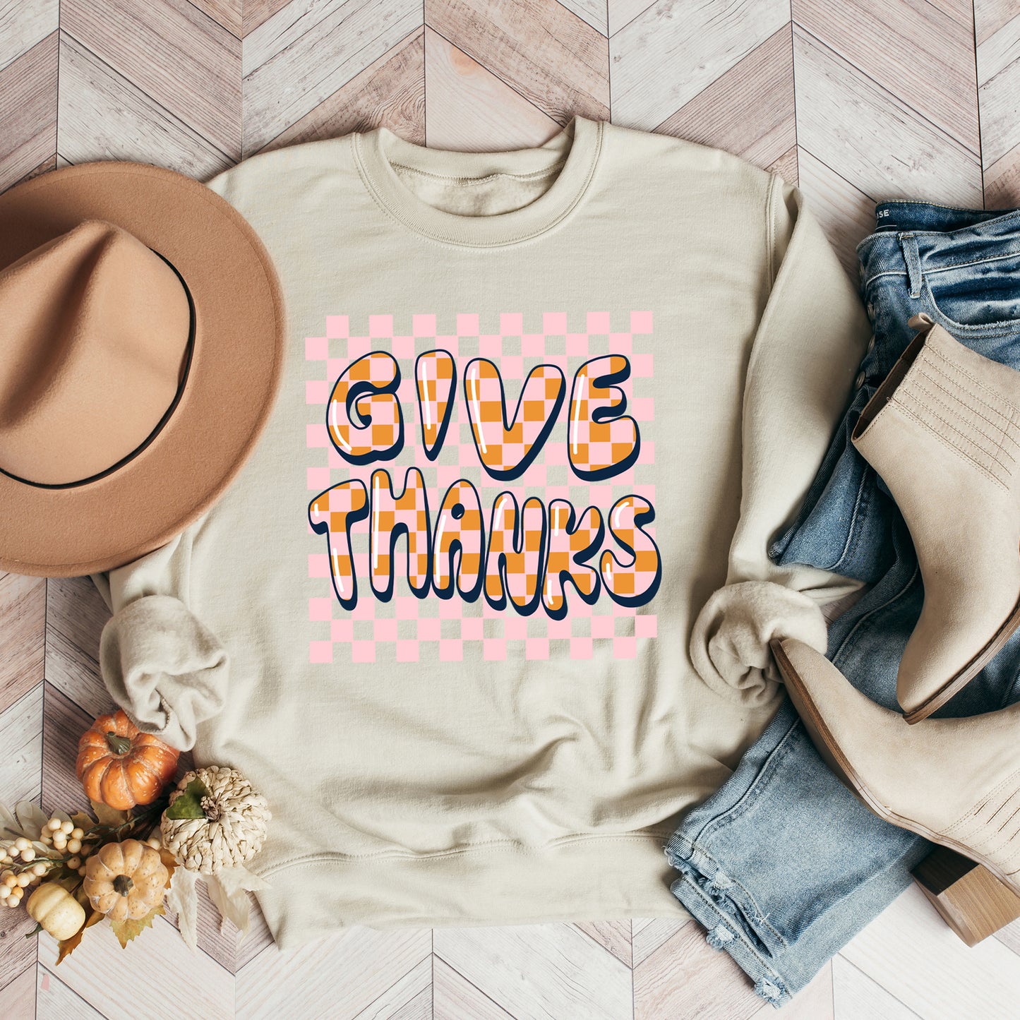 Give Thanks Checkered | Sweatshirt