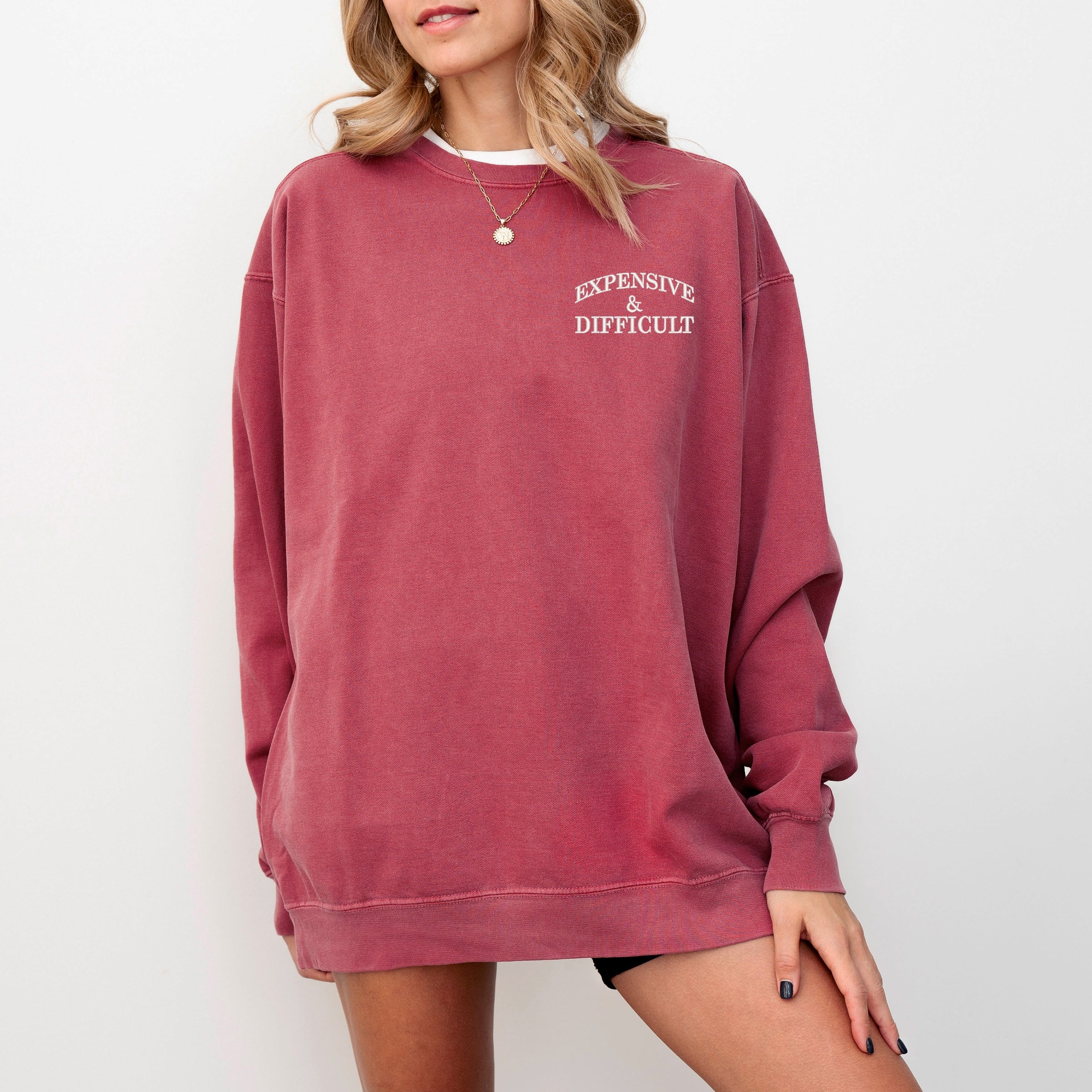 EMB2007W_F-GDSWT Crimson