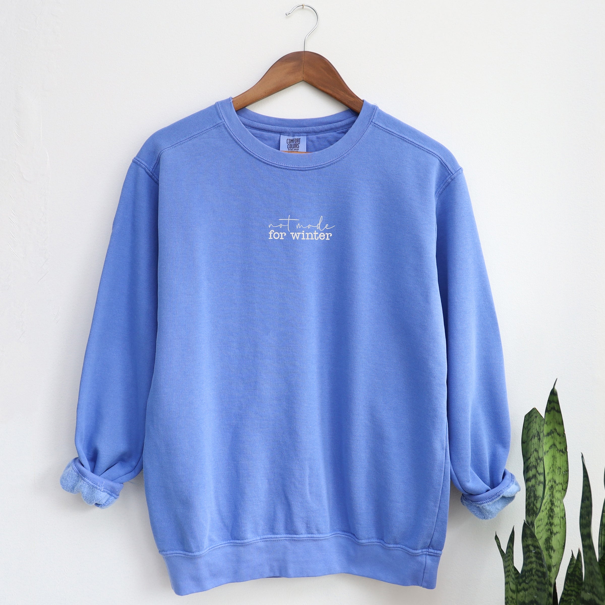 EMB3006W_CC-GDSWT Flo Blue