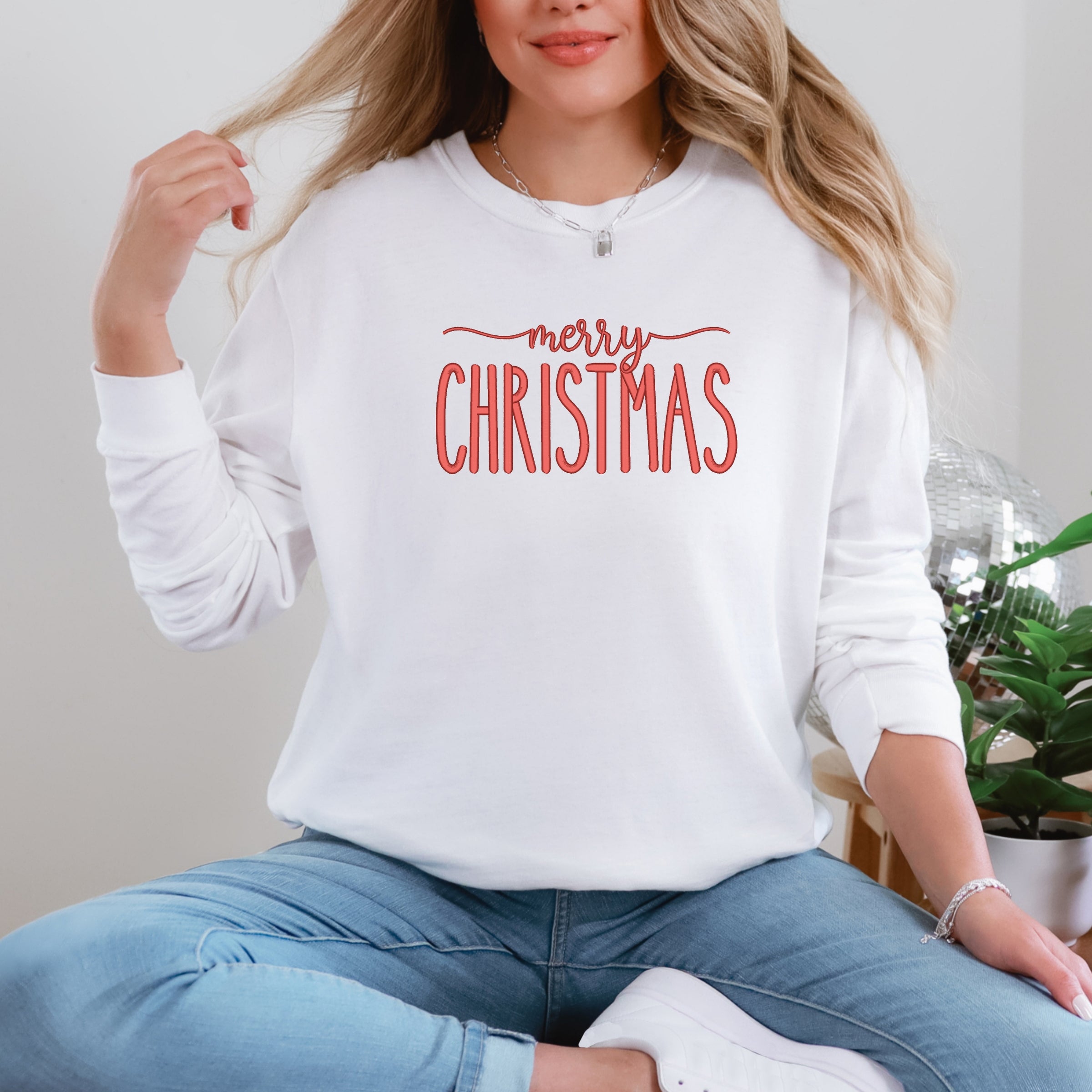 EMB811RED_F-GDLS White