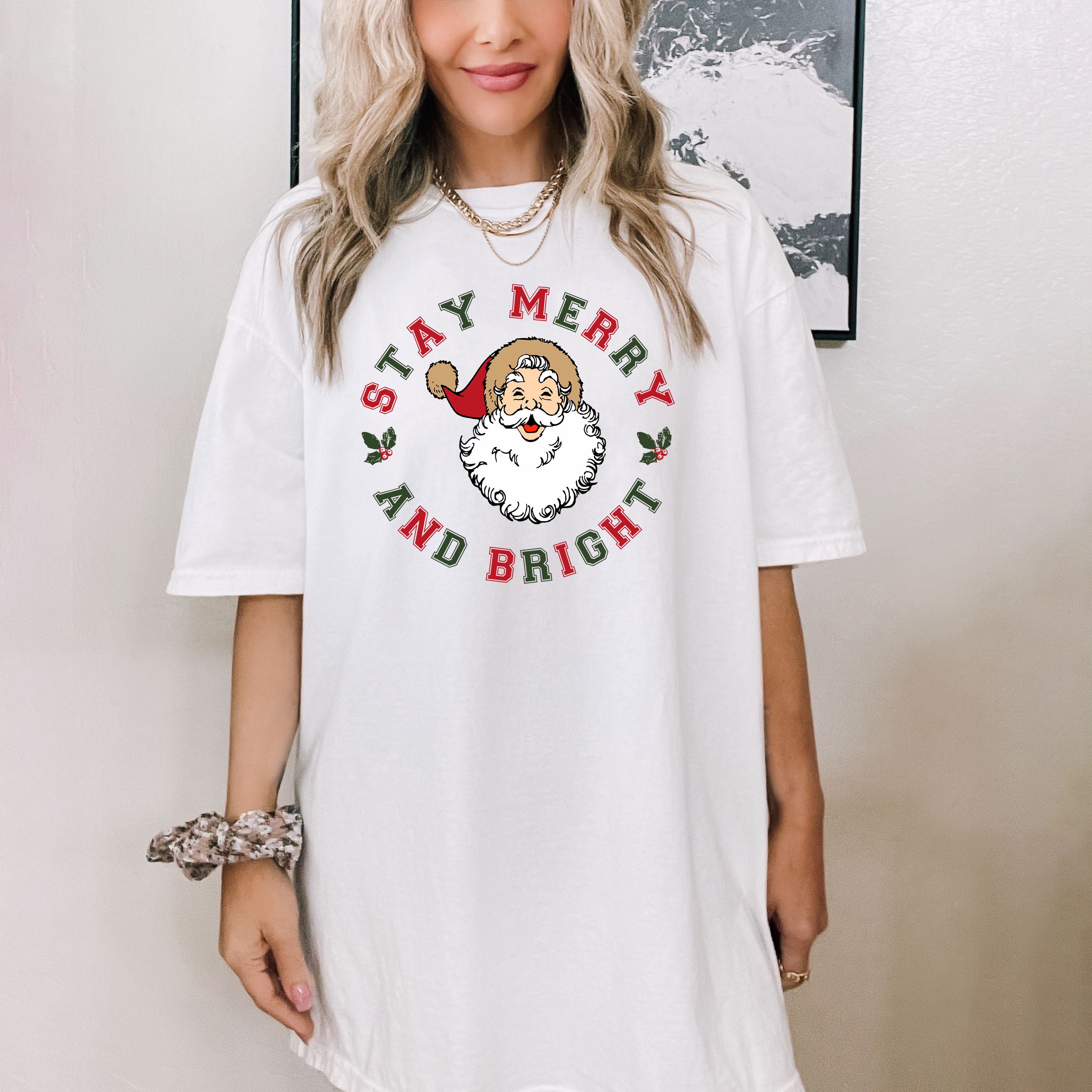 Stay Merry And Bright Circle  | Garment Dyed Tee