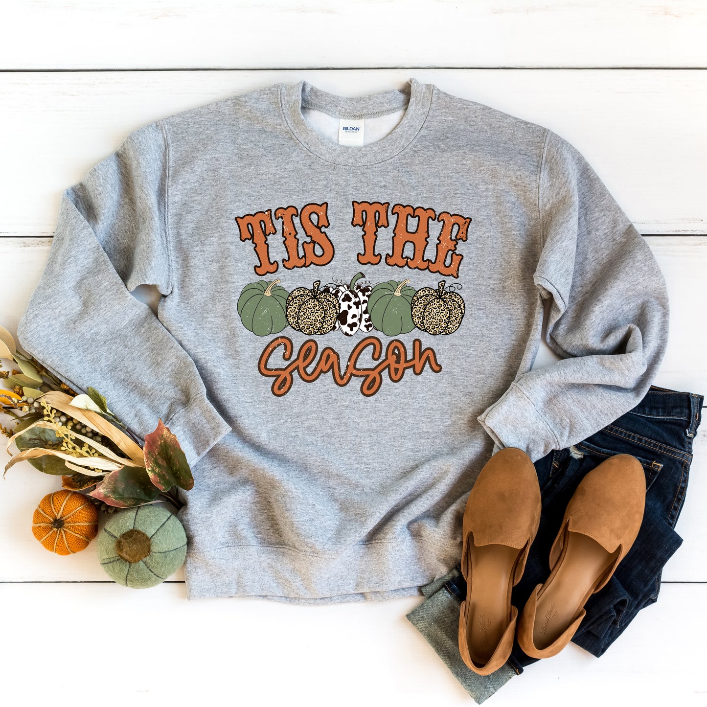 Tis The Season Leopard Pumpkins | Sweatshirt
