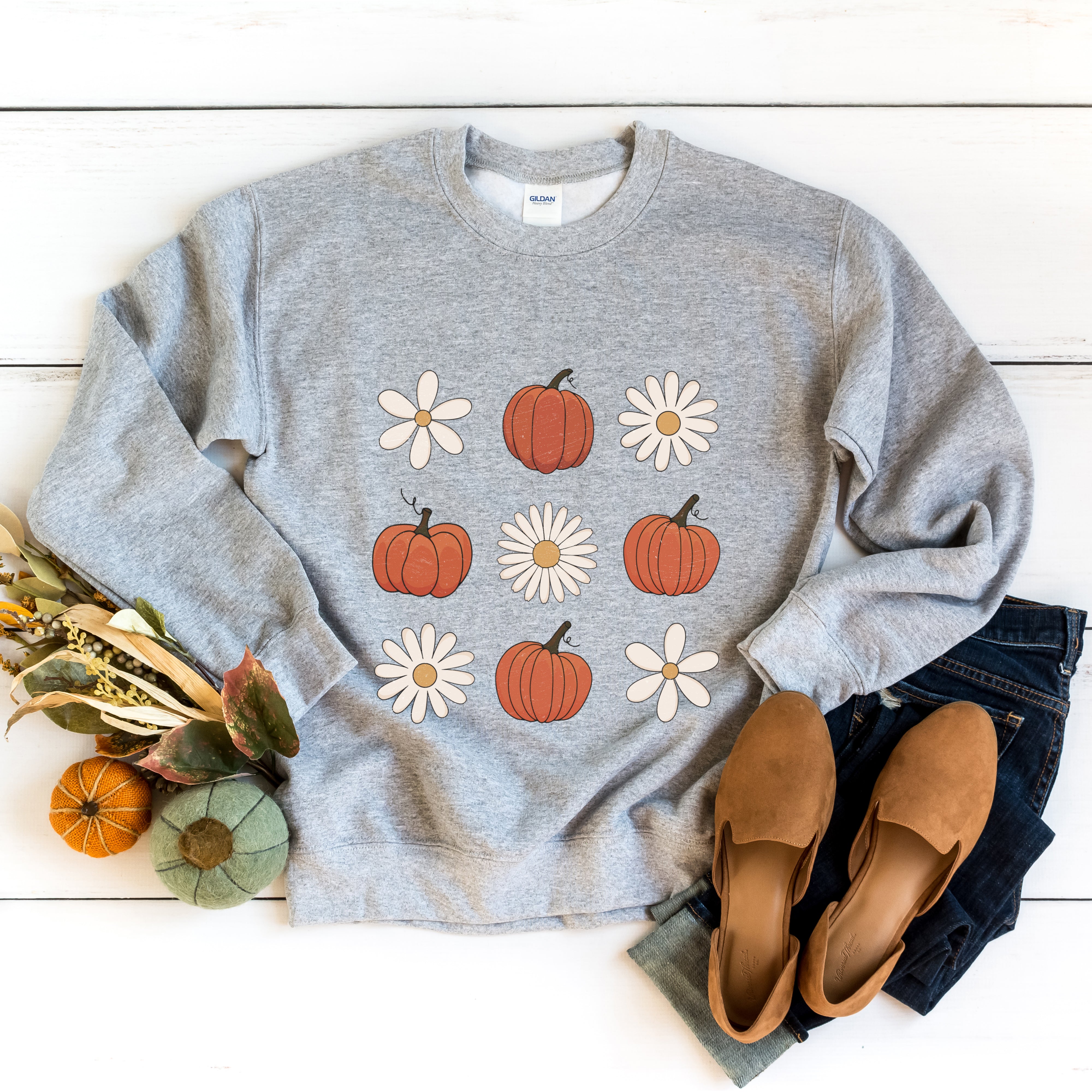 Pumpkin Daisy Checkered | Sweatshirt