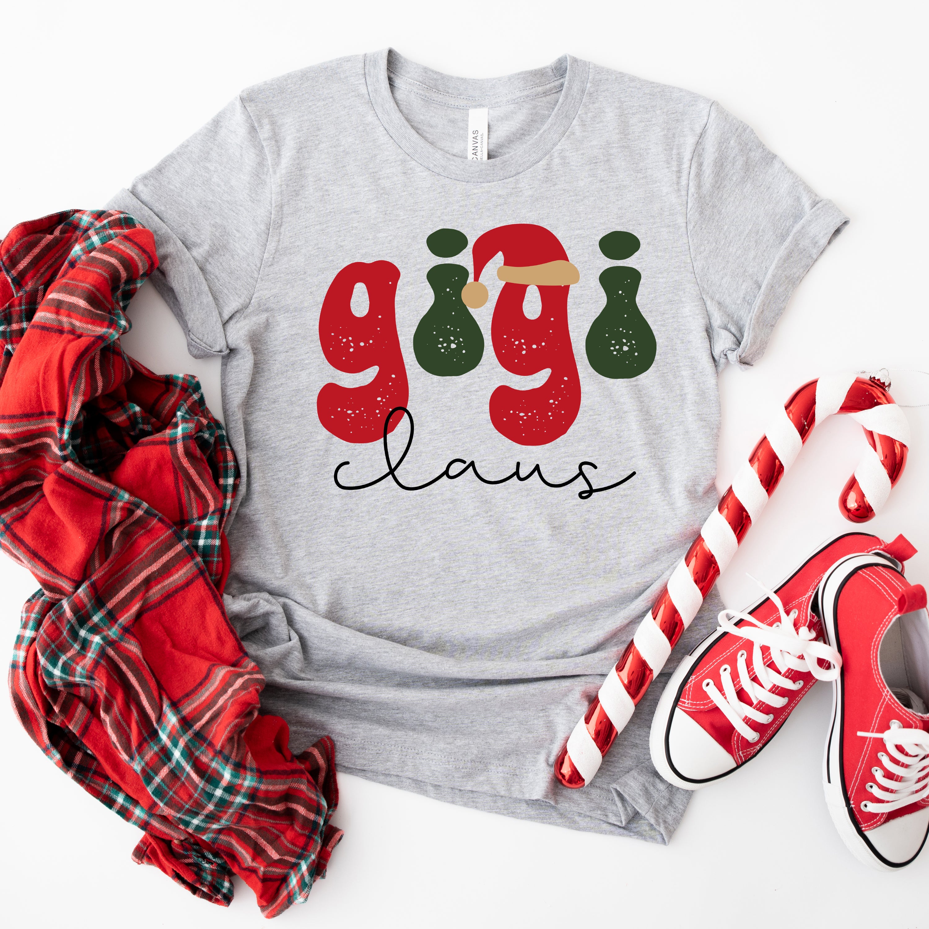 Gigi Claus Hat | Short Sleeve Crew Neck