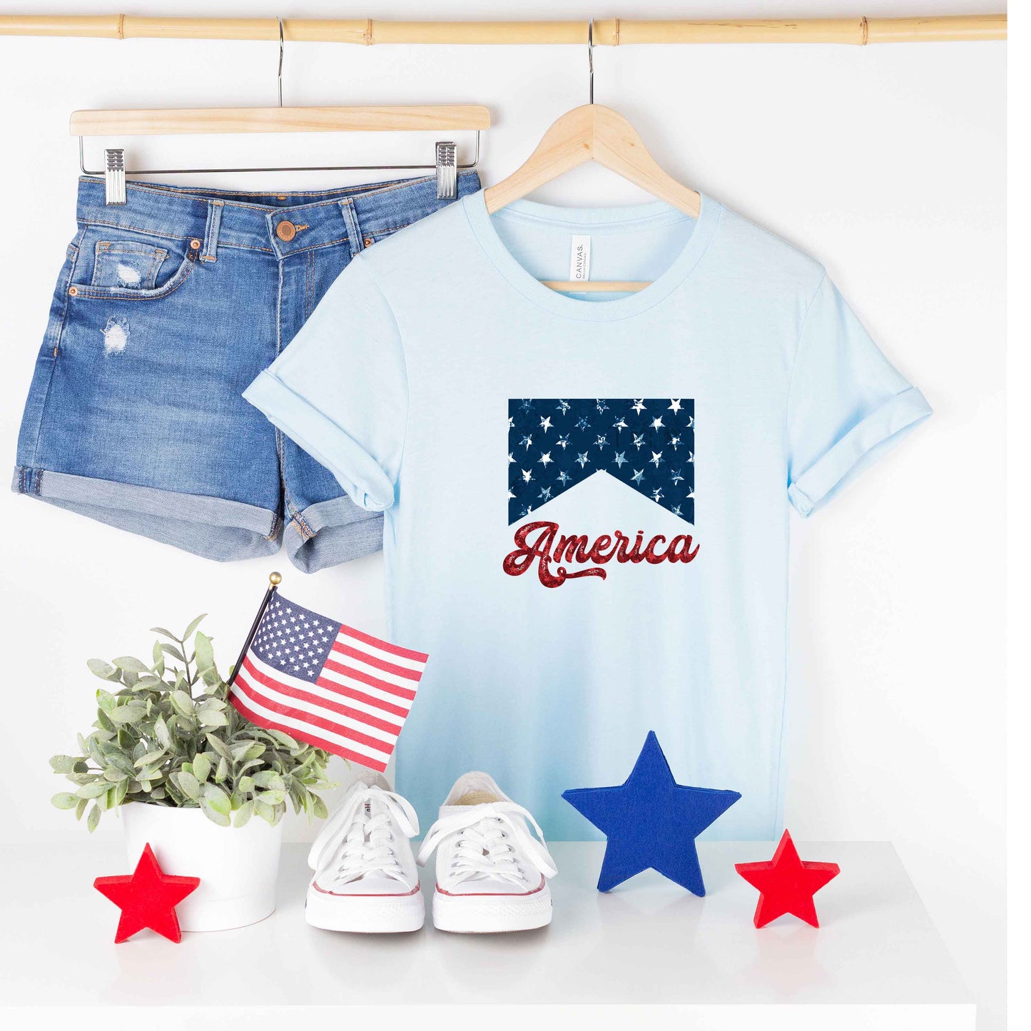 America Cursive Retro | Short Sleeve Graphic Tee