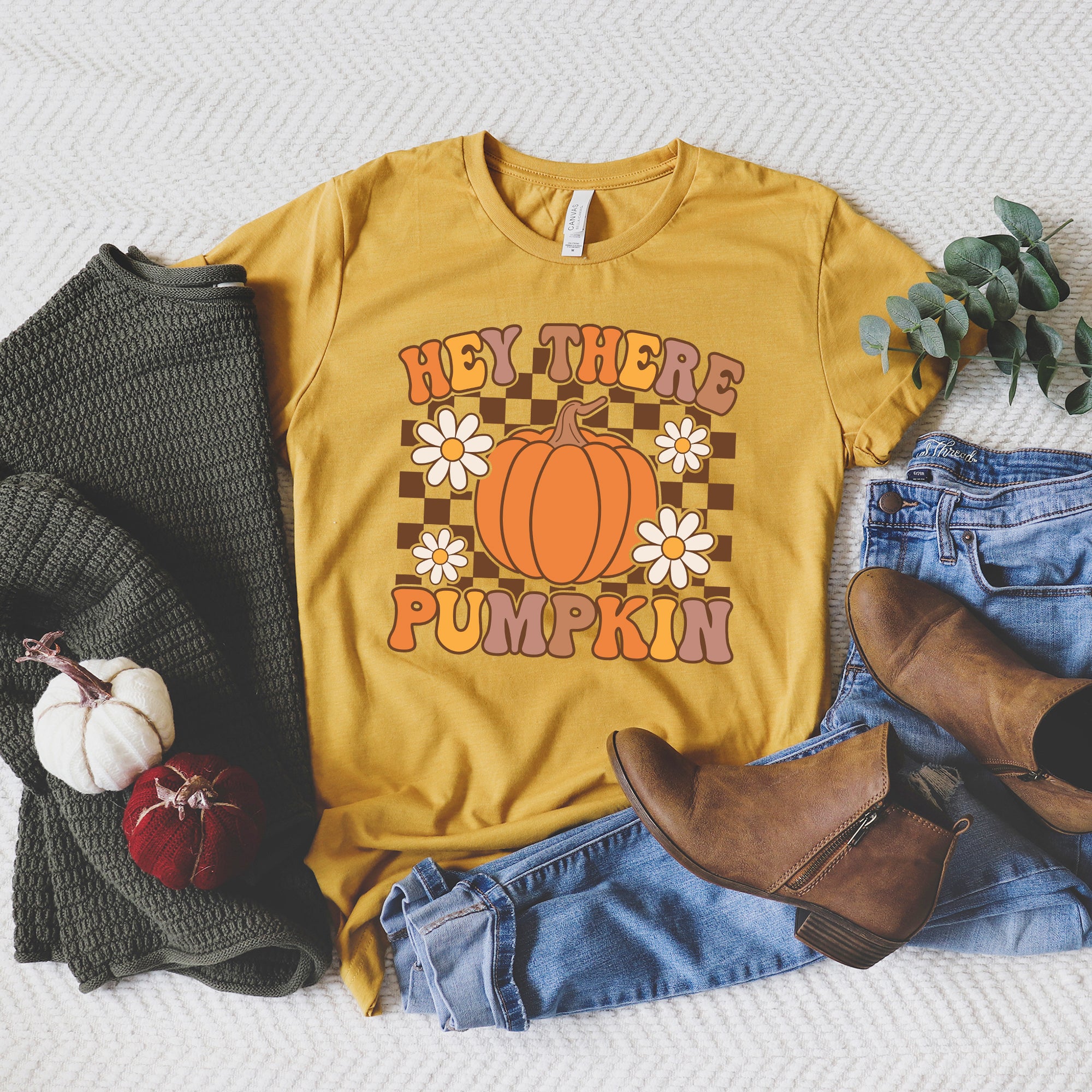 Hey There Pumpkin Flowers | Short Sleeve Crew Neck