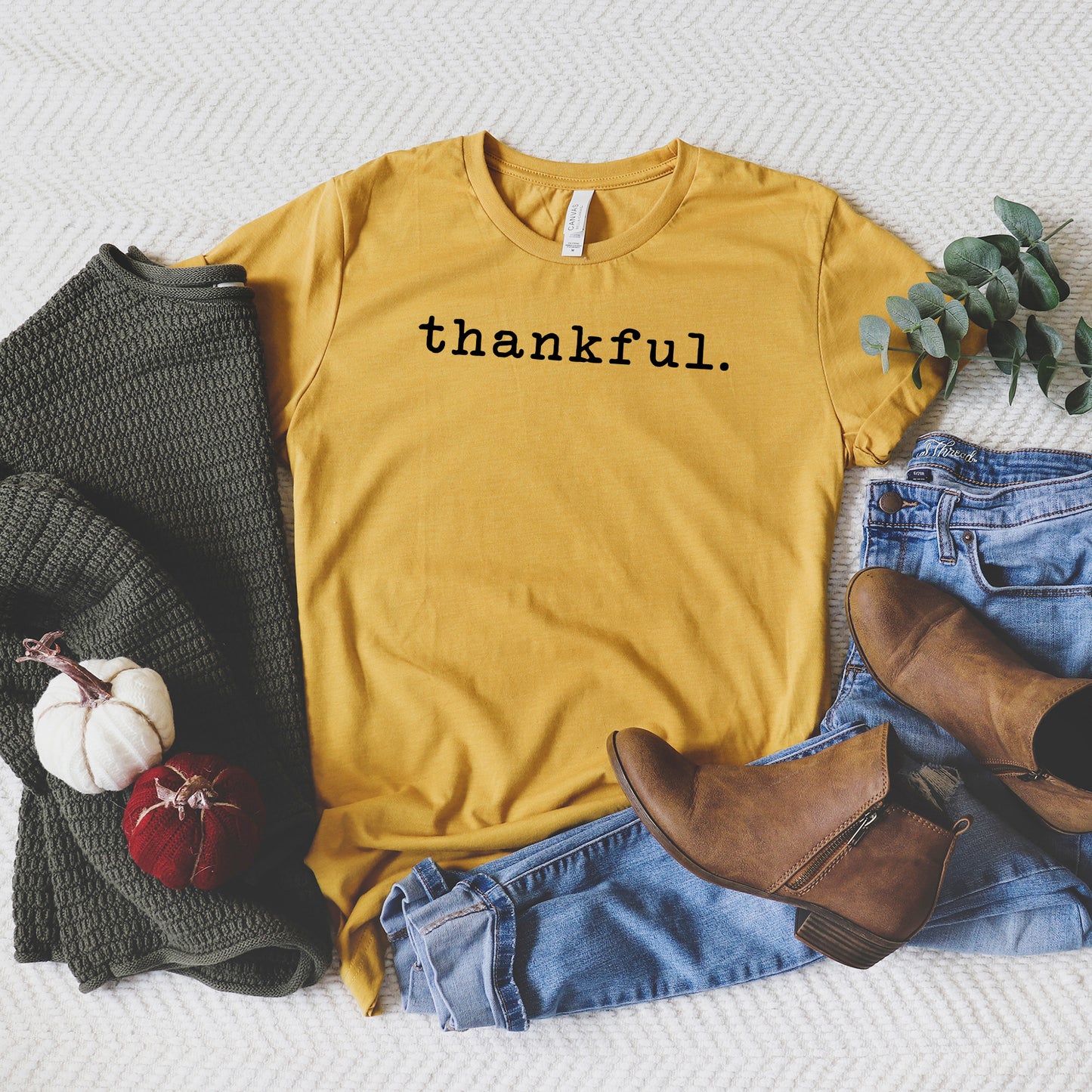 Thankful - Typewriter | Short Sleeve Graphic Tee