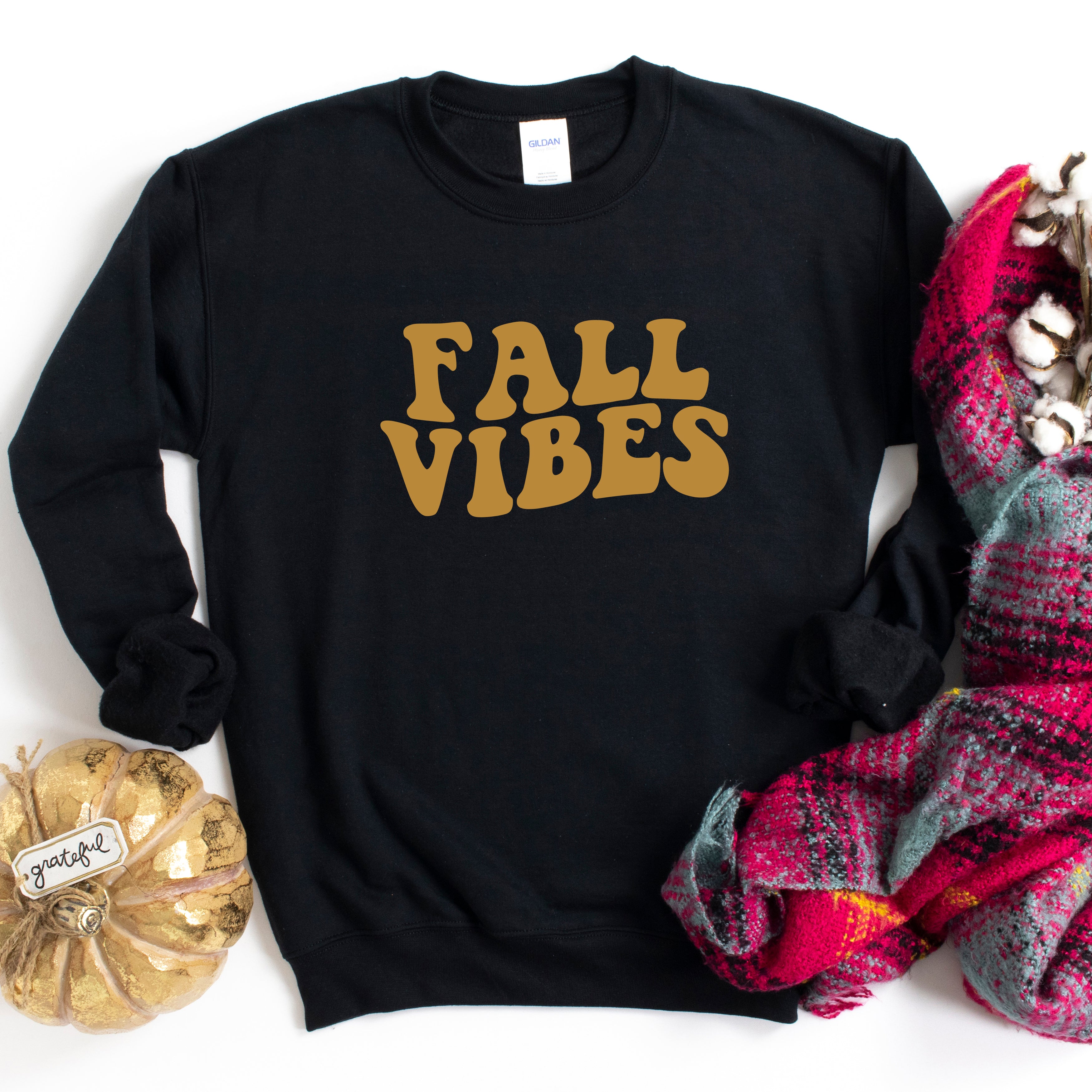 Fall Vibes Retro | Sweatshirt
