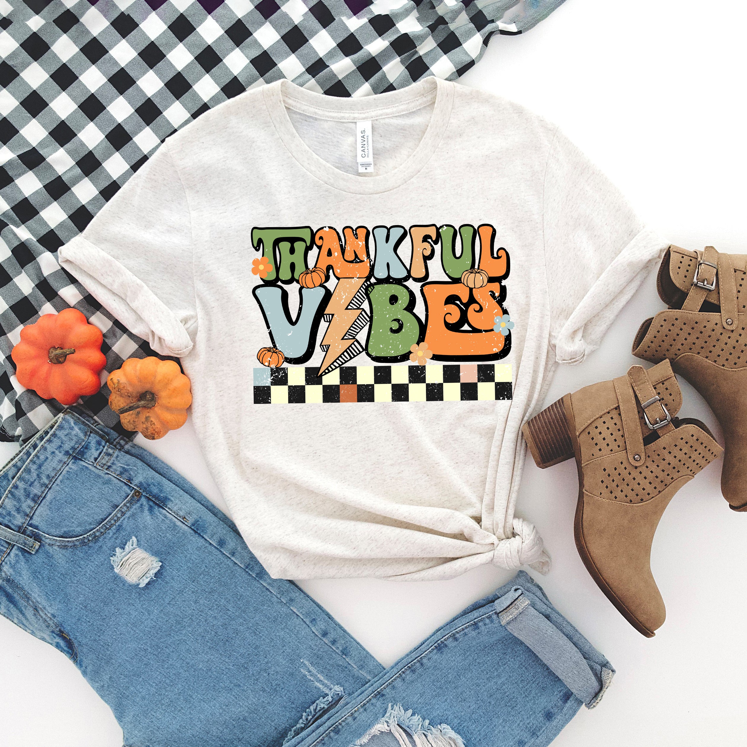 Thankful Vibes Checkered | Short Sleeve Crew Neck