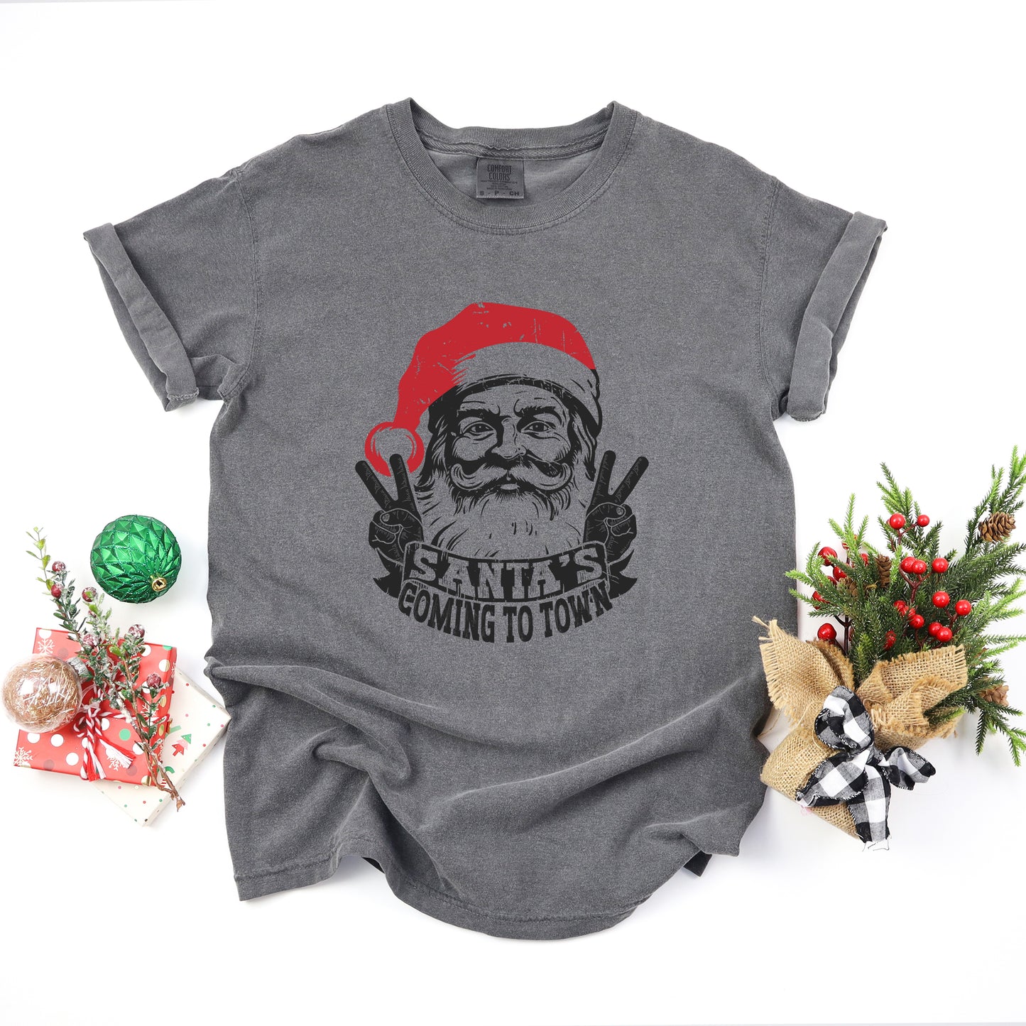 Santa's Coming To Town Peace | Garment Dyed Tee