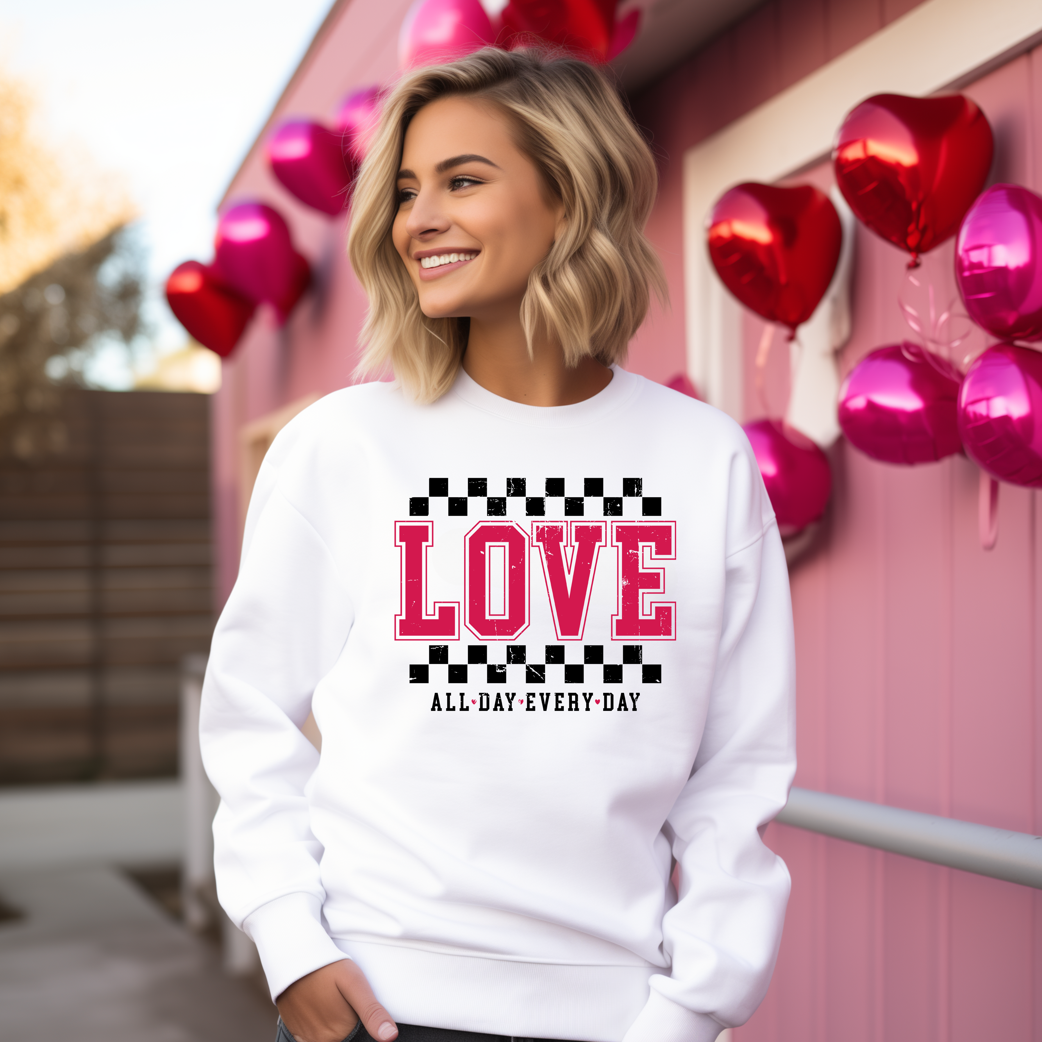 Love All Day Everyday Checkered | Sweatshirt