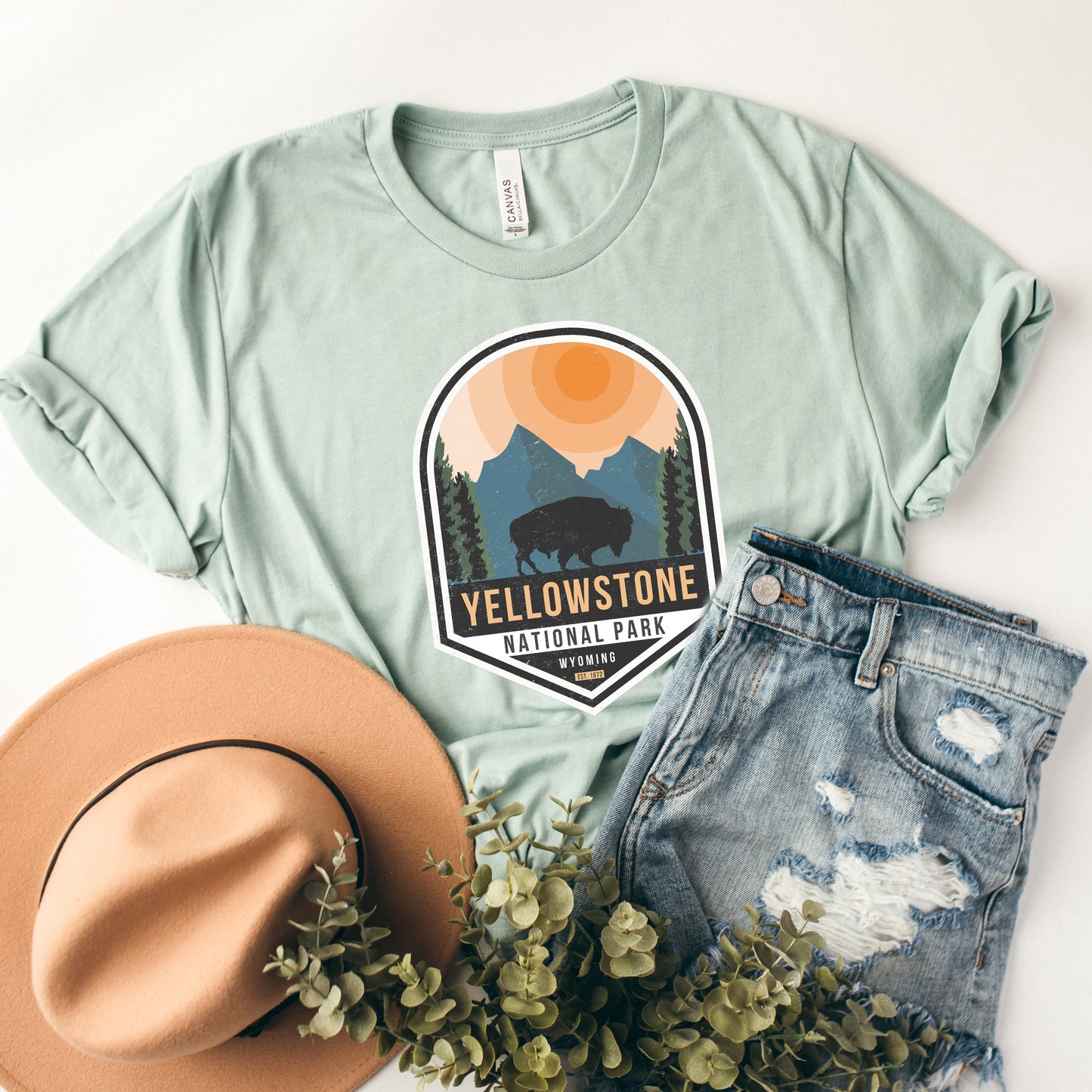 Yellowstone National Park Badge | Short Sleeve Graphic Tee