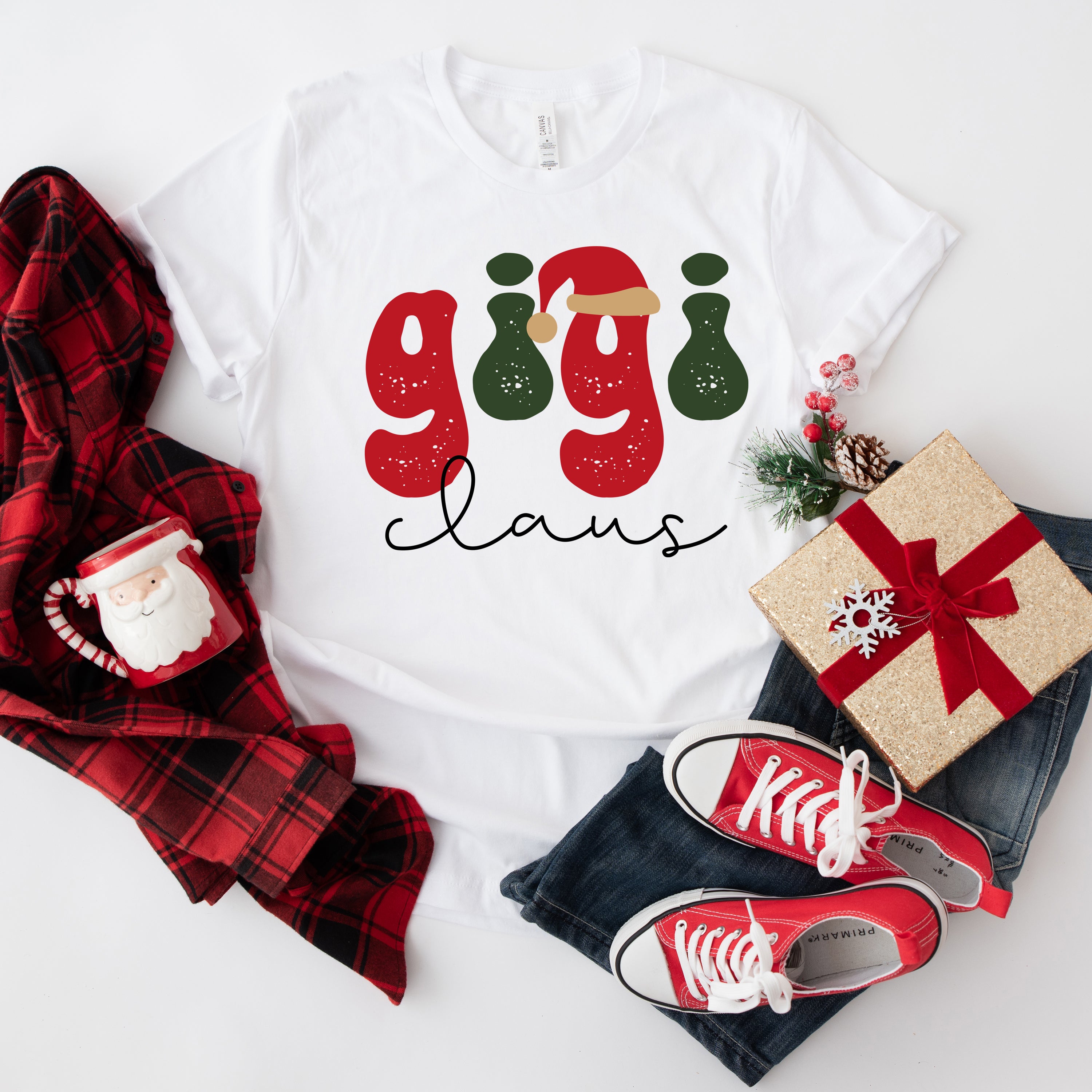 Gigi Claus Hat | Short Sleeve Crew Neck
