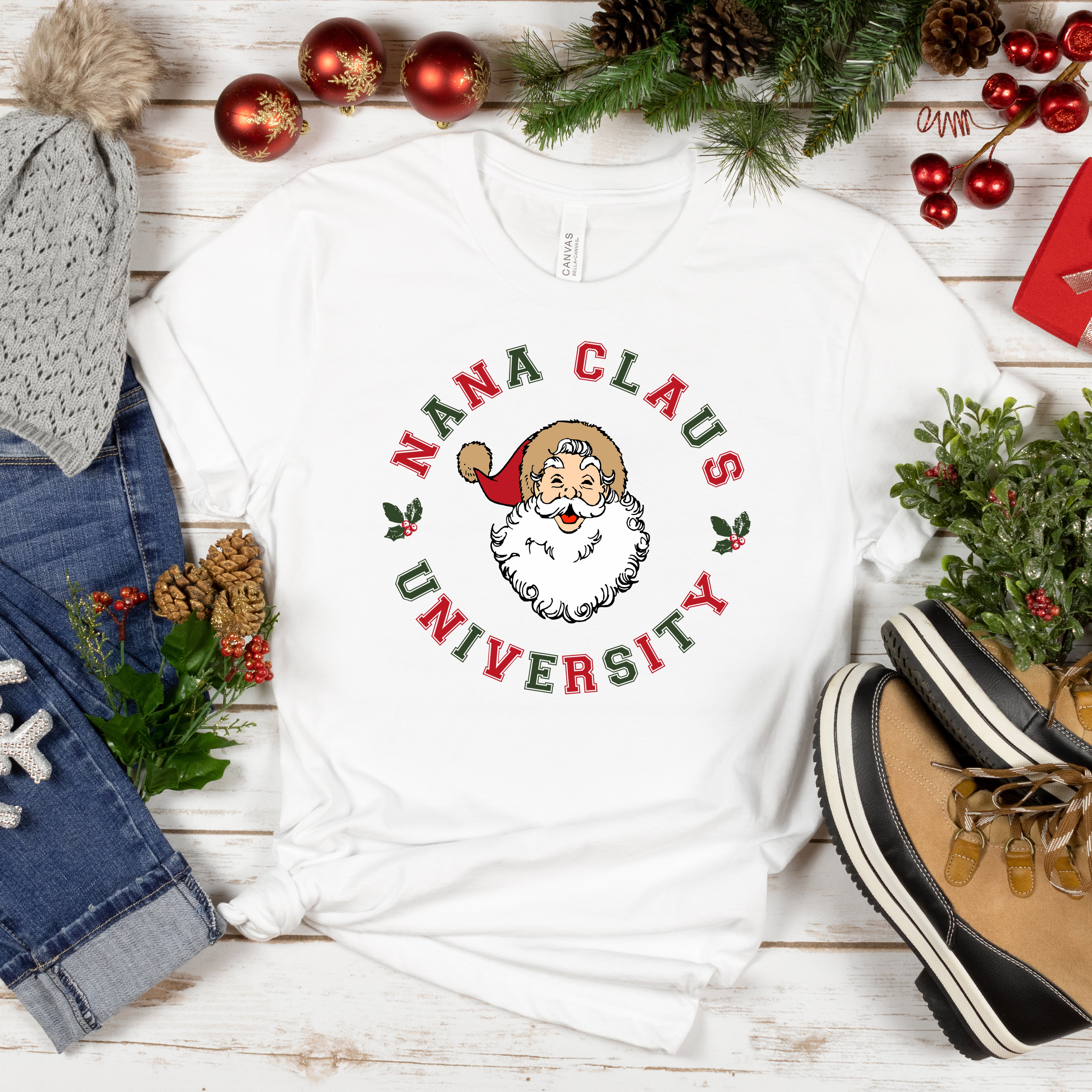Nana Claus Circle | Short Sleeve Crew Neck