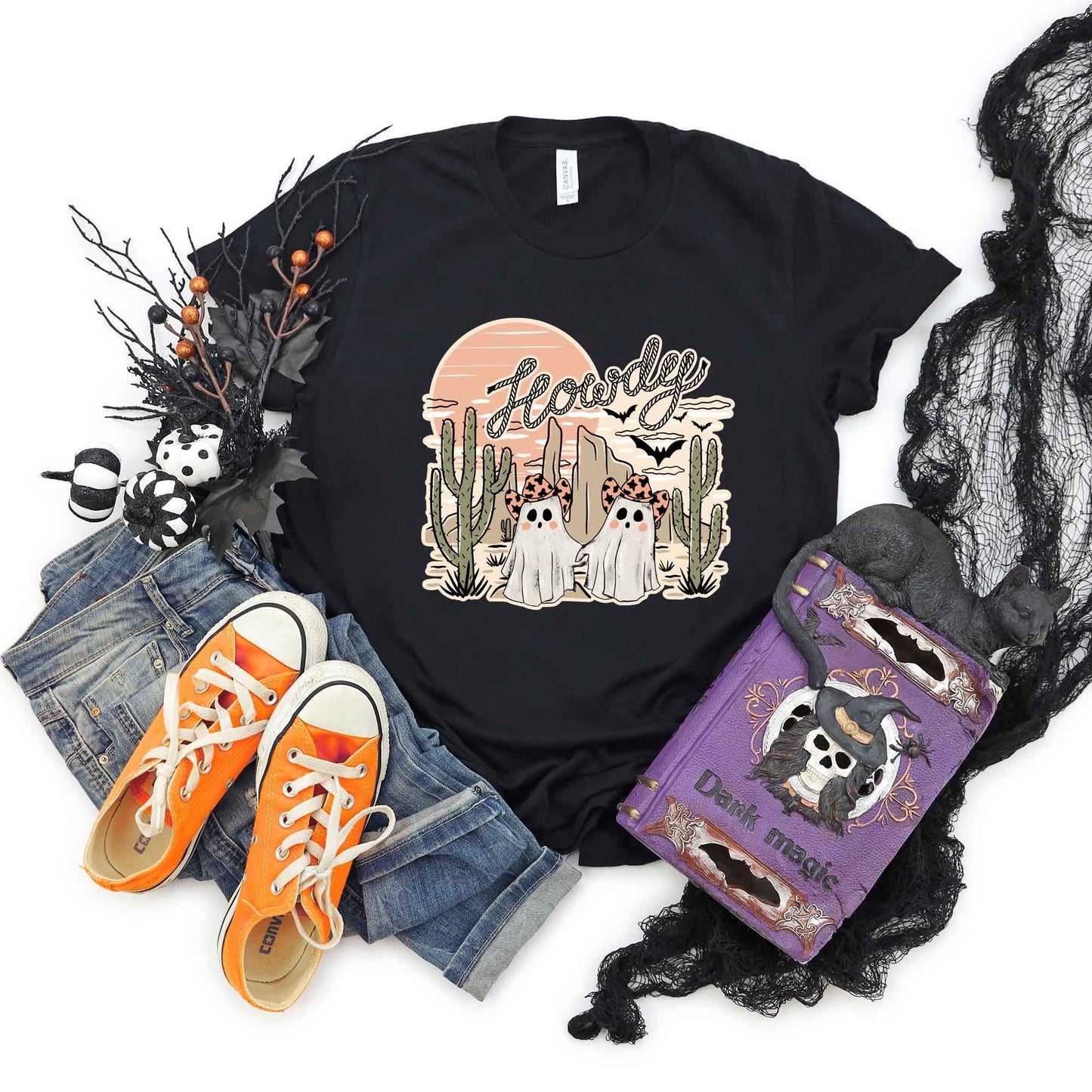 Howdy Ghosties | Short Sleeve Crew Neck
