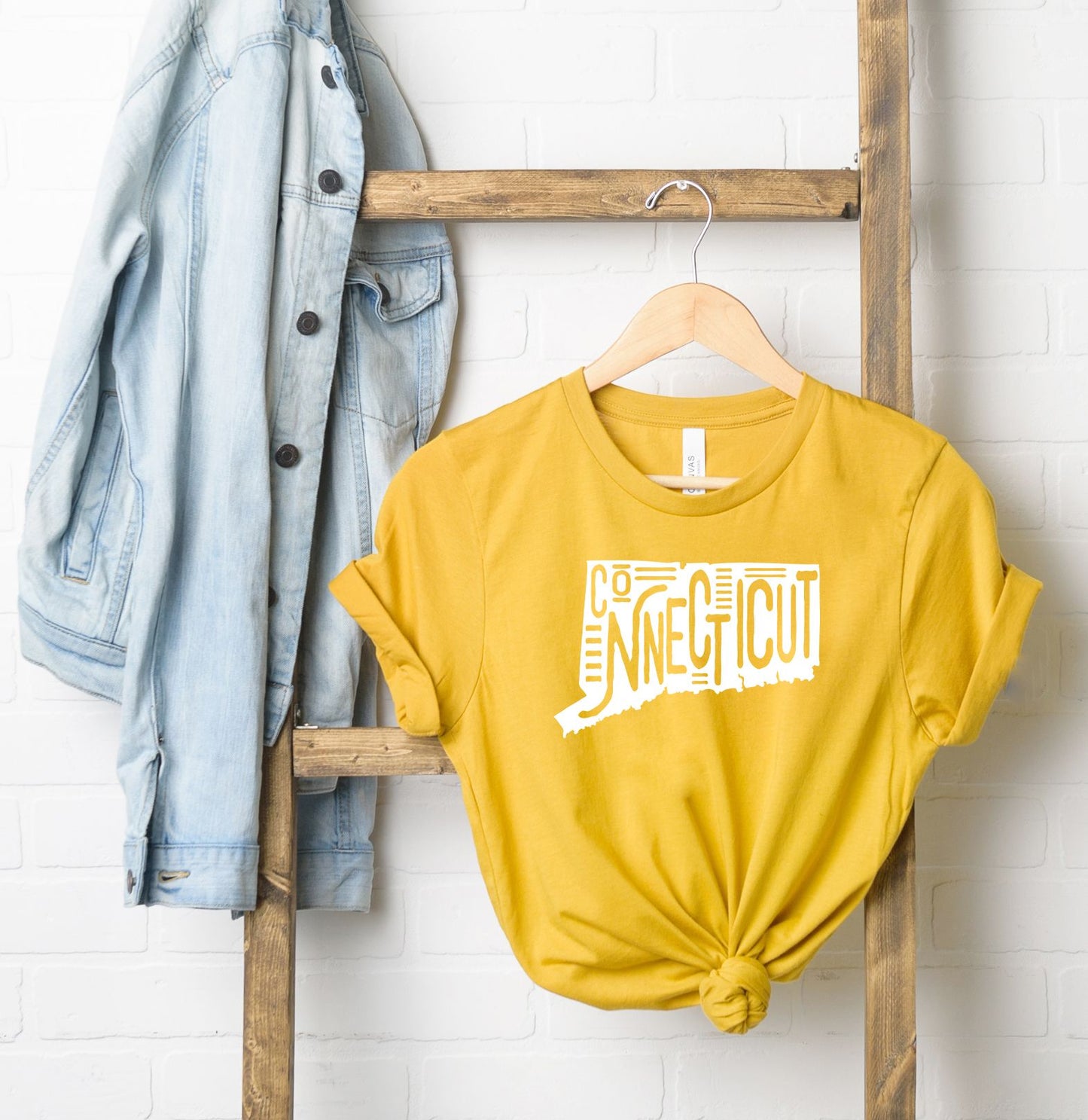 Connecticut Typography | Short Sleeve Graphic Tee