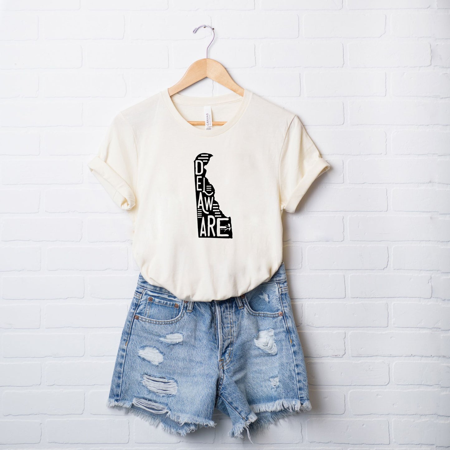 Delaware Typography | Short Sleeve Graphic Tee