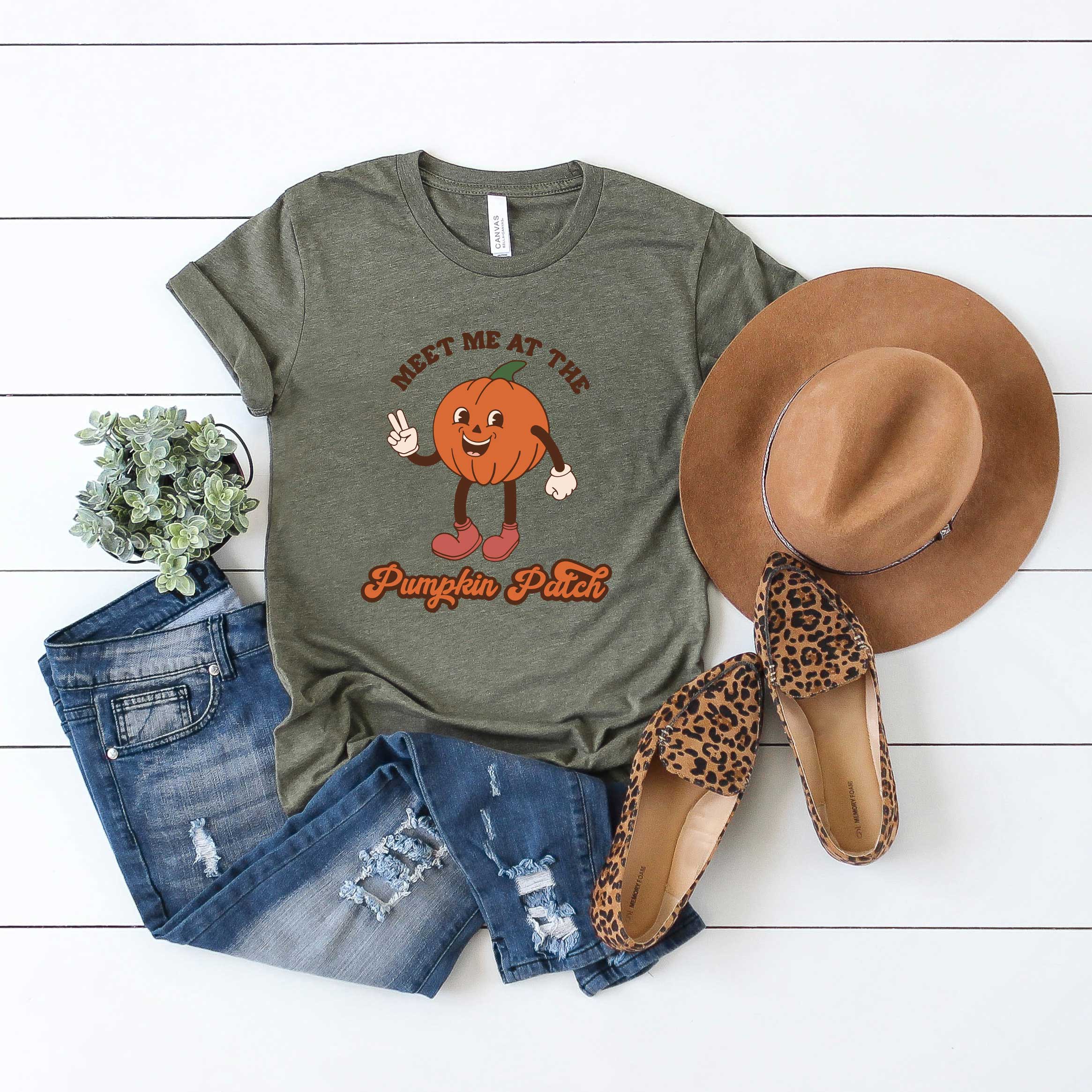 Meet Me At The Pumpkin Patch Pumpkin | Short Sleeve Graphic Tee