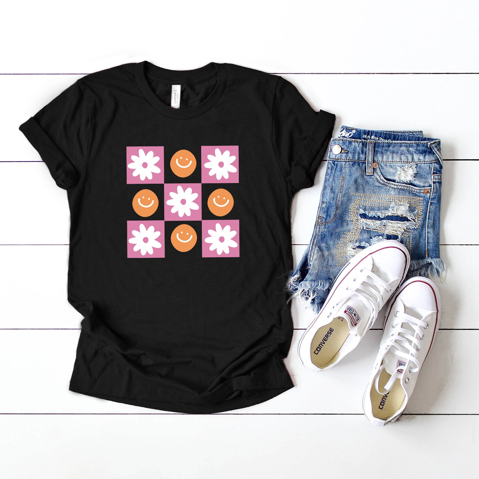 Retro Smiley Face | Short Sleeve Graphic Tee