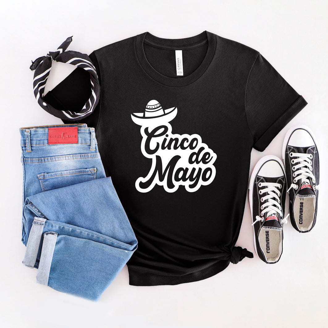 Cinco De Mayo Cursive | Short Sleeve Graphic Tee