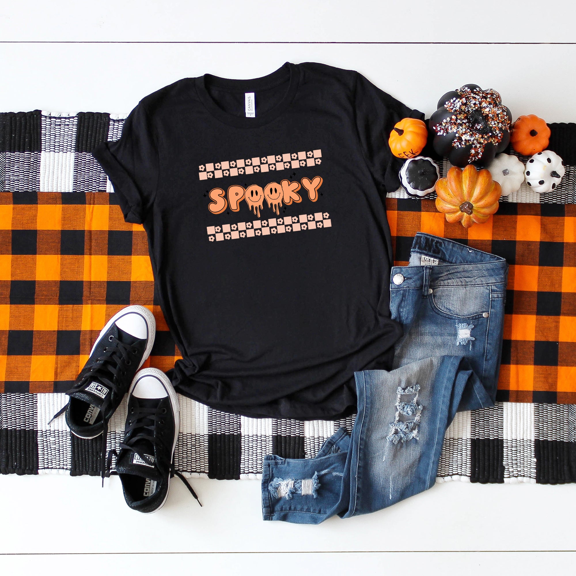 Spooky Checkered Flowers | Short Sleeve Crew Neck