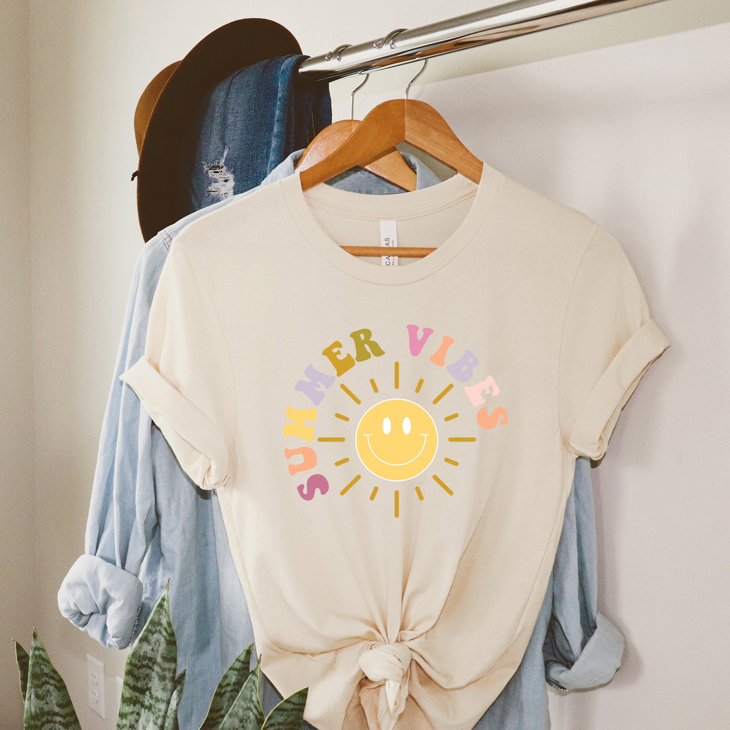 Summer Vibes Sun | Short Sleeve Graphic Tee