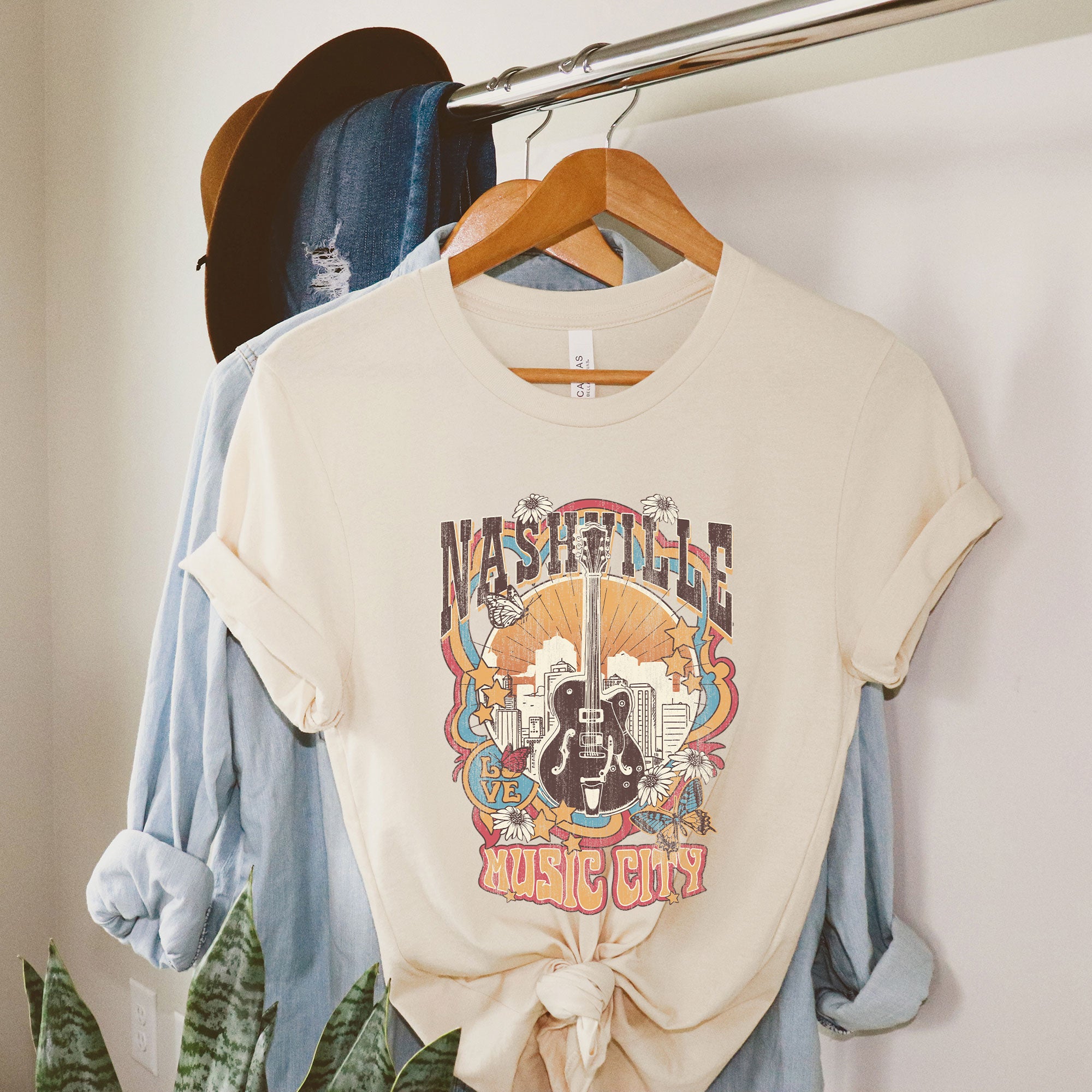 Music City Flowers | Short Sleeve Graphic Tee