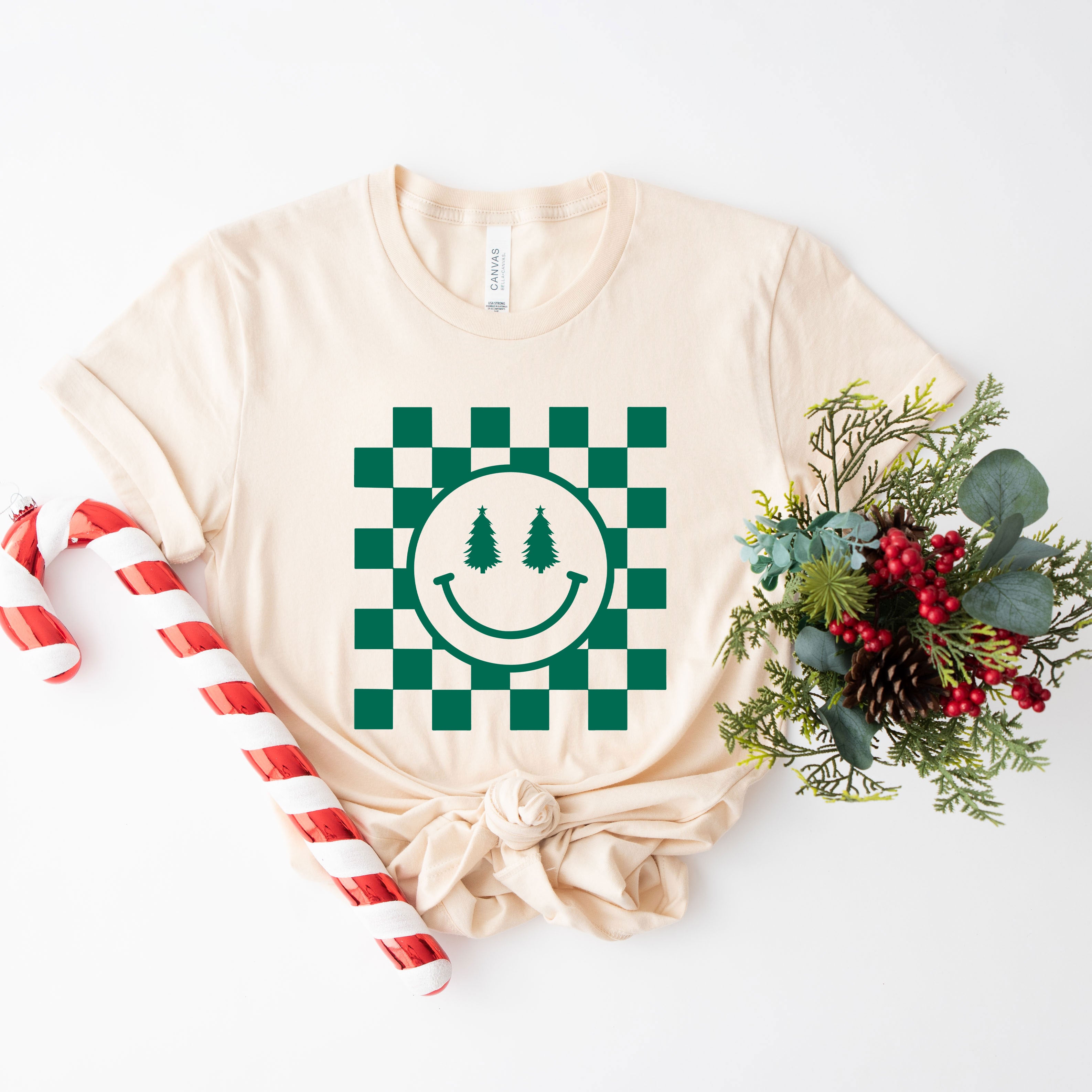 Checkered Christmas Smiley | Short Sleeve Graphic Tee