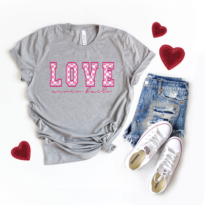 Love Never Fails Checkered | Short Sleeve Graphic Tee