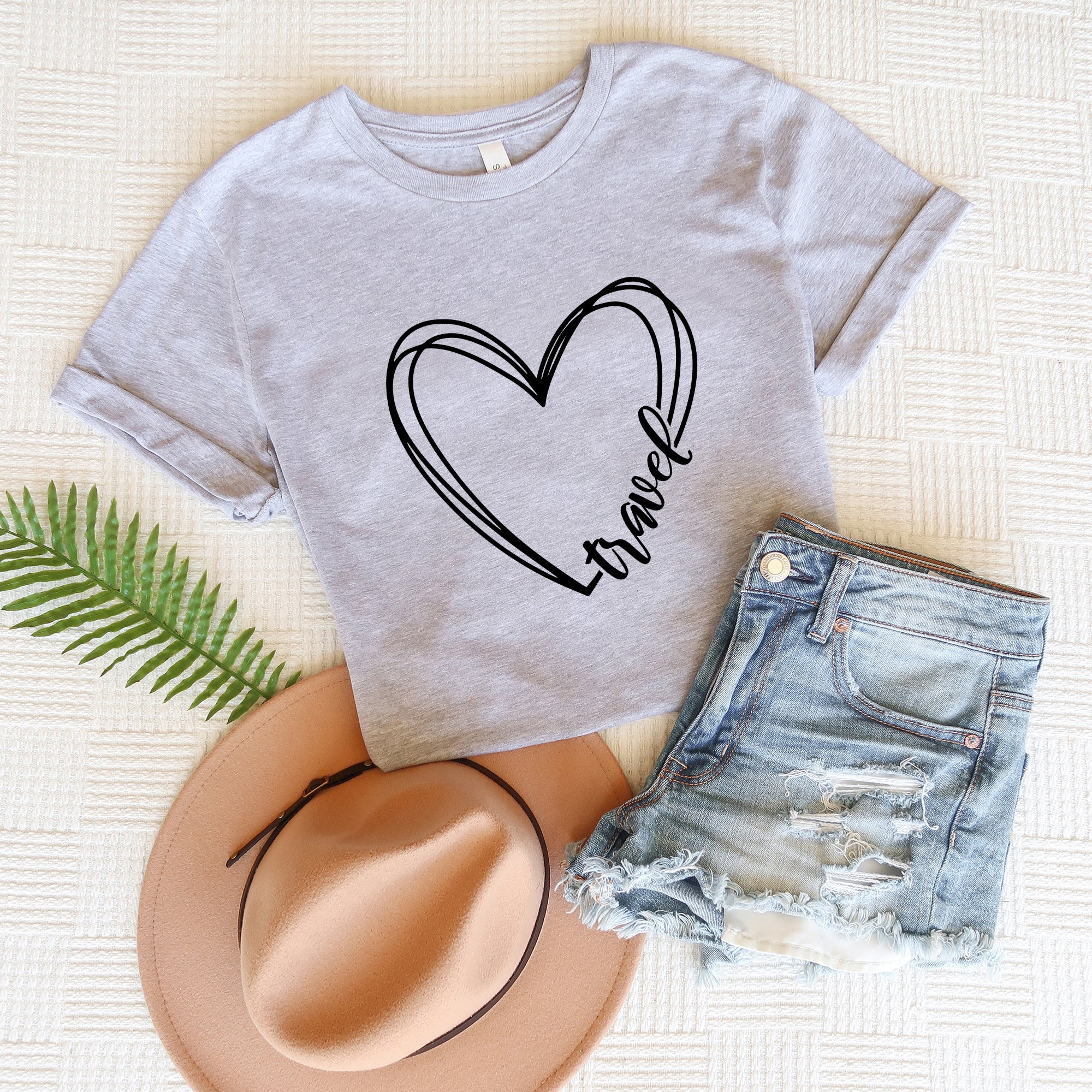 Travel Heart | Short Sleeve Graphic Tee