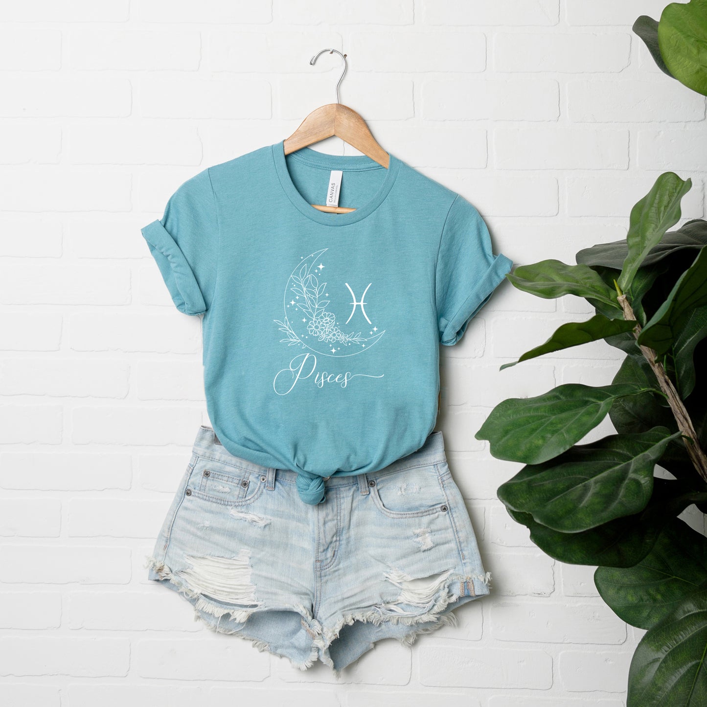 Pisces Floral | Short Sleeve Graphic Tee