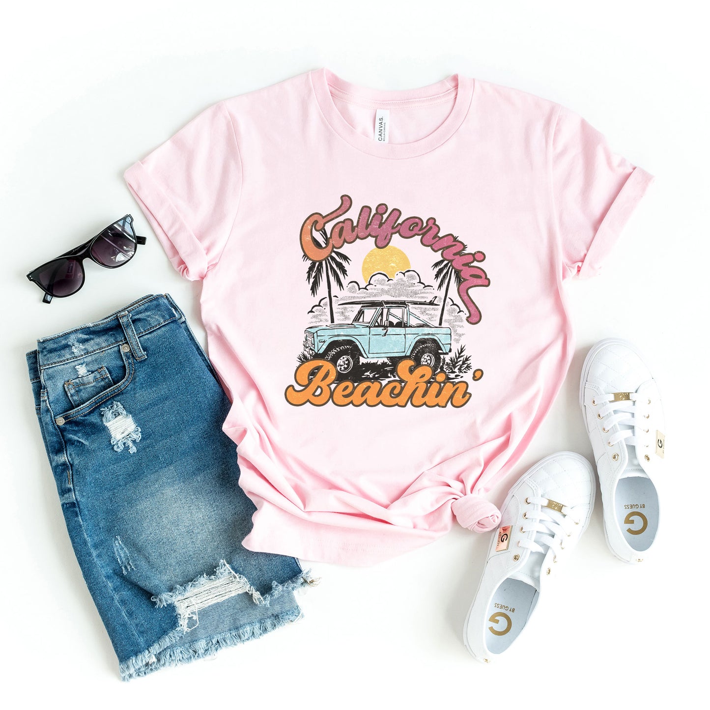 California Beachin Car | Short Sleeve Graphic Tee