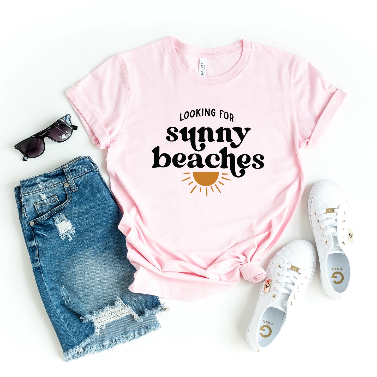 Looking For Sunny Beaches | Short Sleeve Graphic Tee