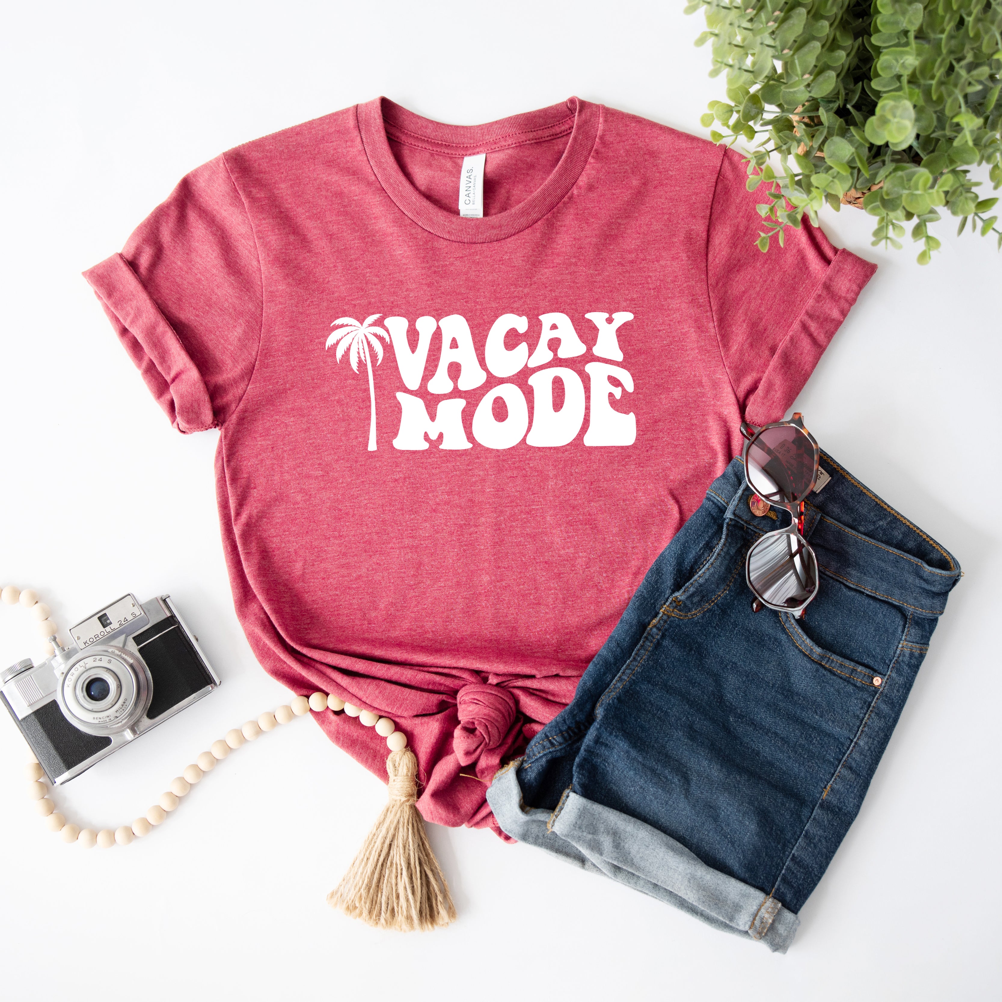 Vacay Mode Palm Tree | Short Sleeve Graphic Tee