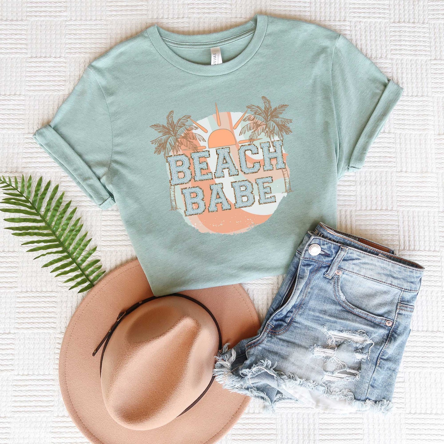 Beach Babe Circle | Short Sleeve Graphic Tee