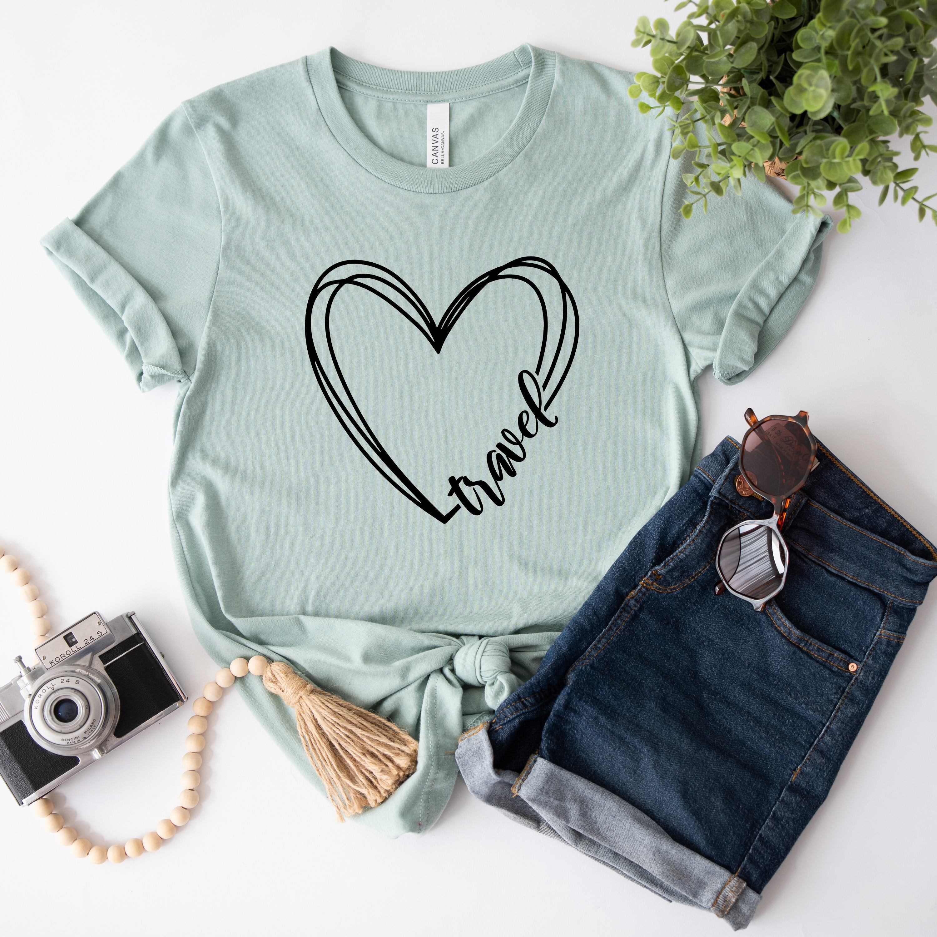 Travel Heart | Short Sleeve Graphic Tee