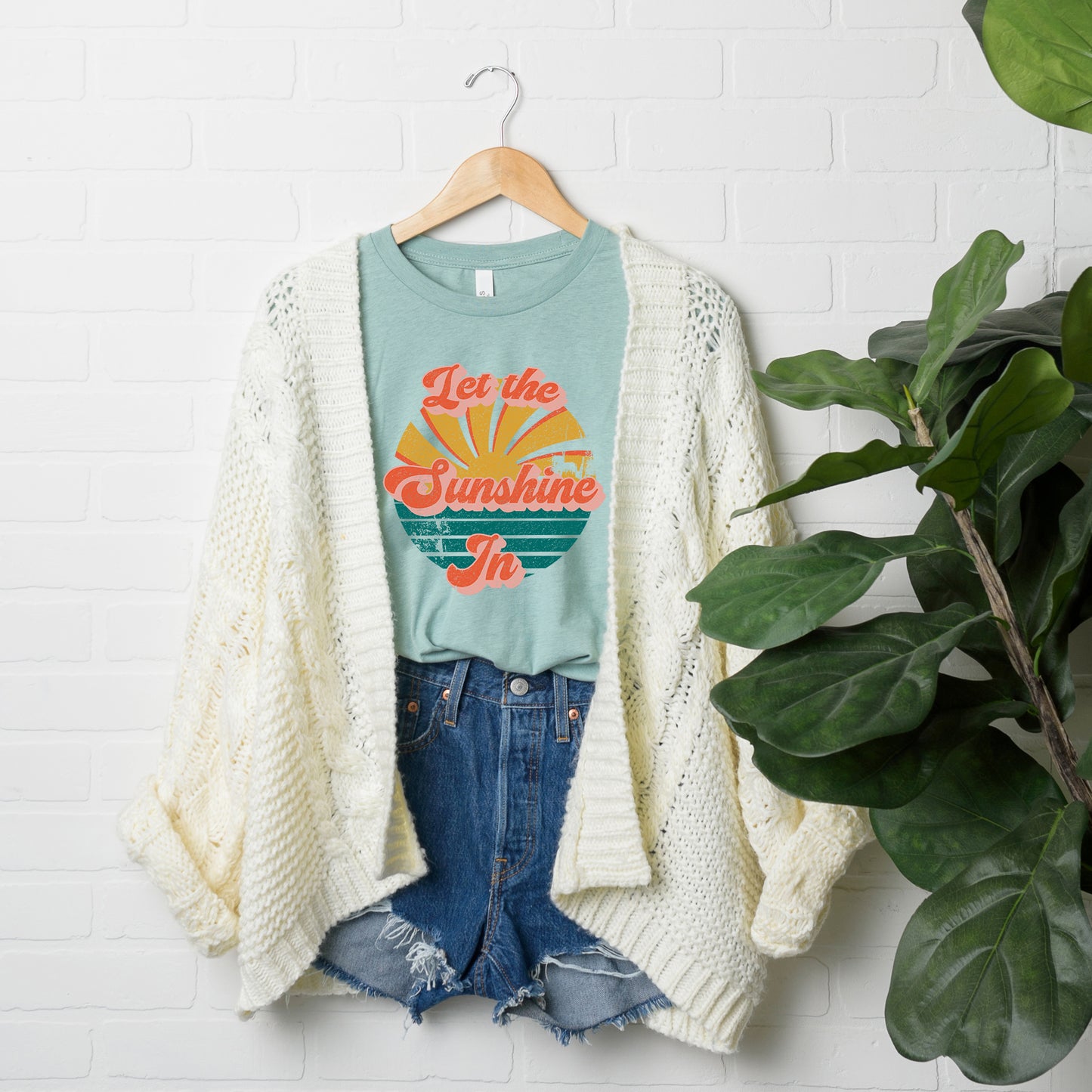 Let The Sunshine In | Short Sleeve Graphic Tee