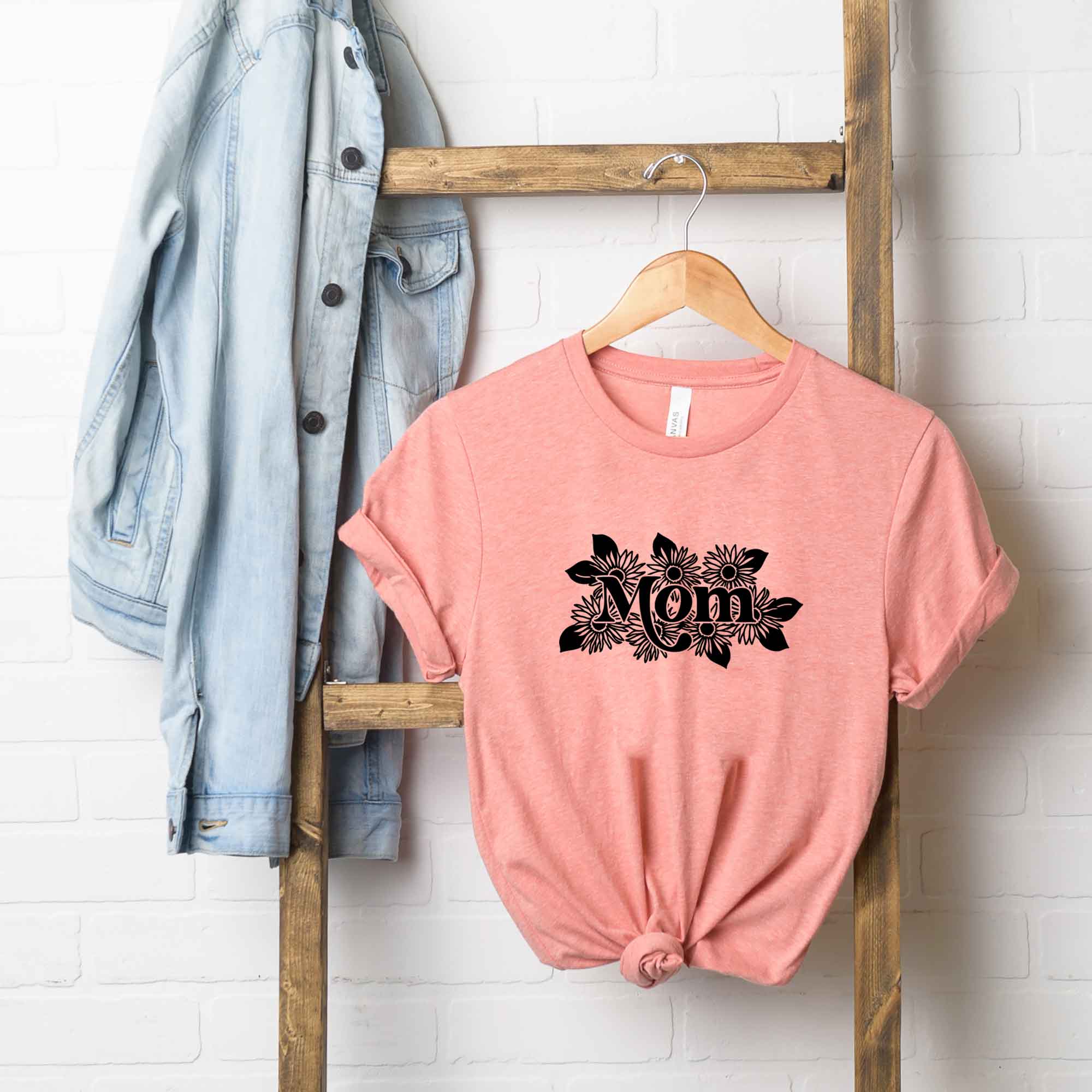 Mom Sunflowers | Short Sleeve Graphic Tee