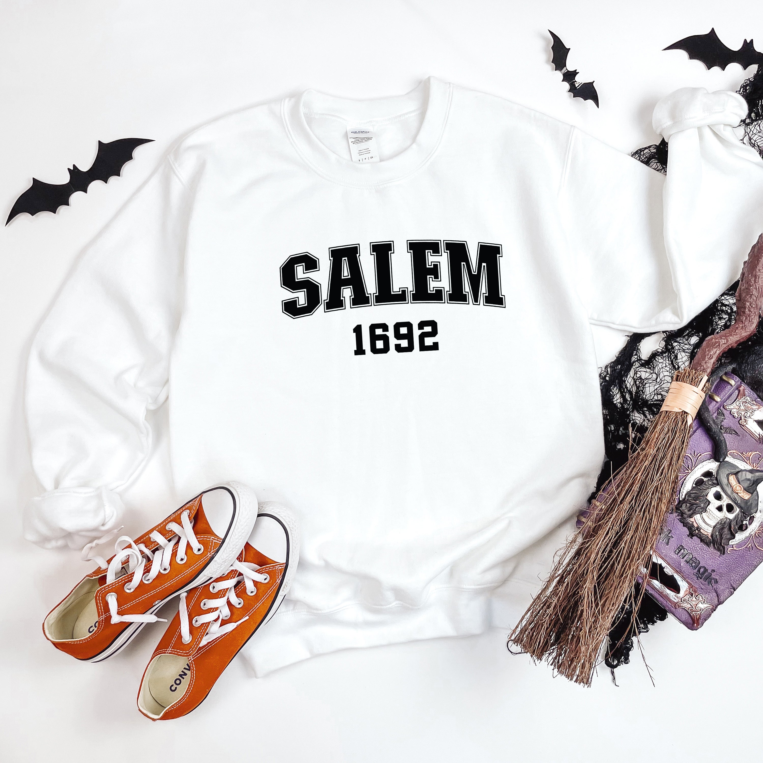 Varsity Salem | Sweatshirt