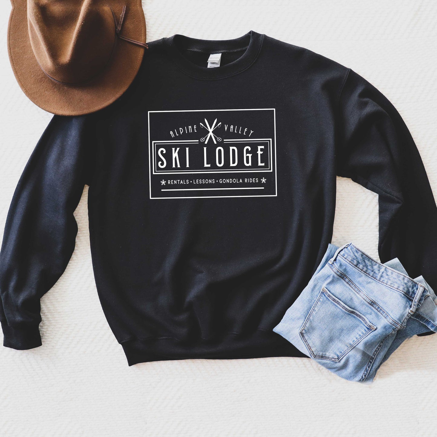 Alpine Valley Ski Lodge | Sweatshirt