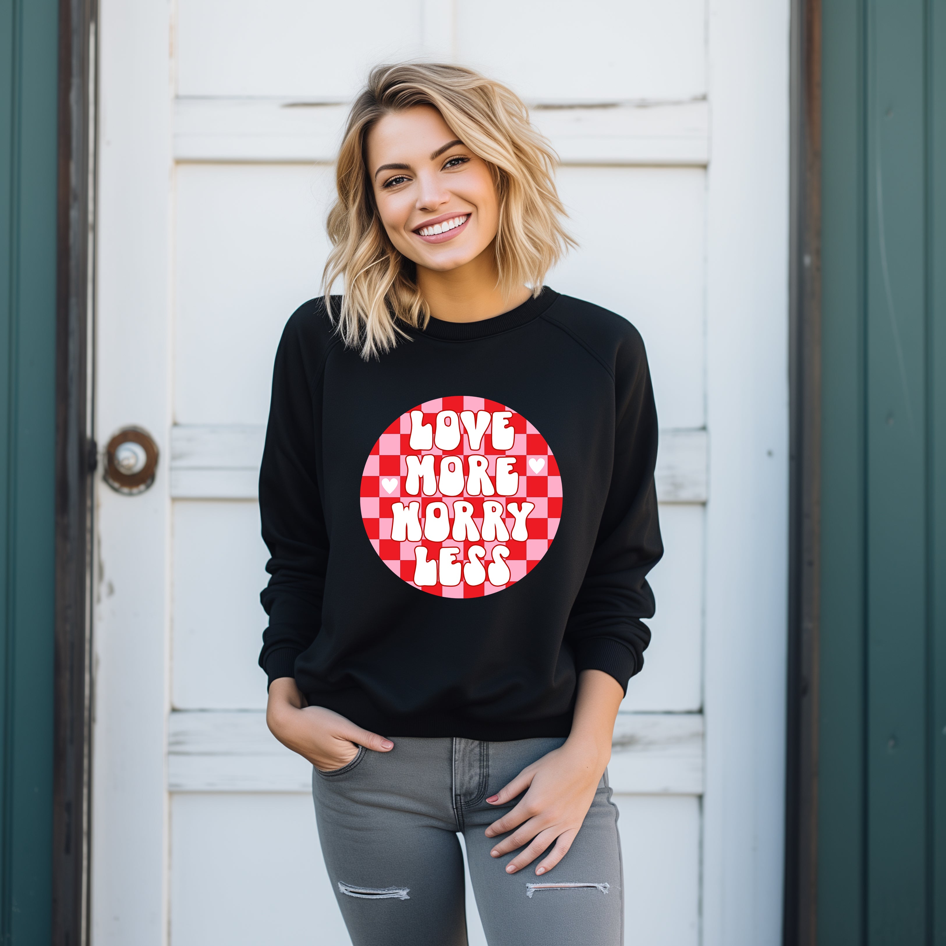 Love More Worry Less Checkered | Sweatshirt