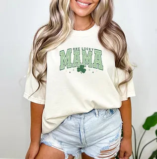 Lucky Mama Varsity Clover | Garment Dyed Short Sleeve Tee