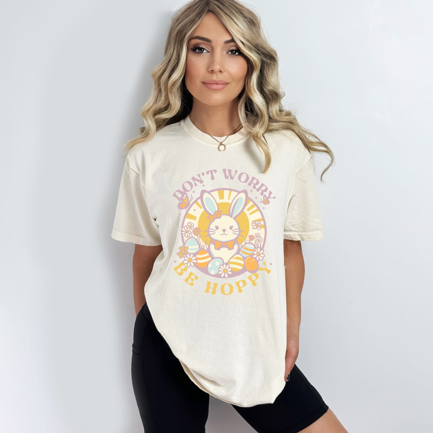 Don't Worry Be Hoppy Circle | Garment Dyed Short Sleeve Tee