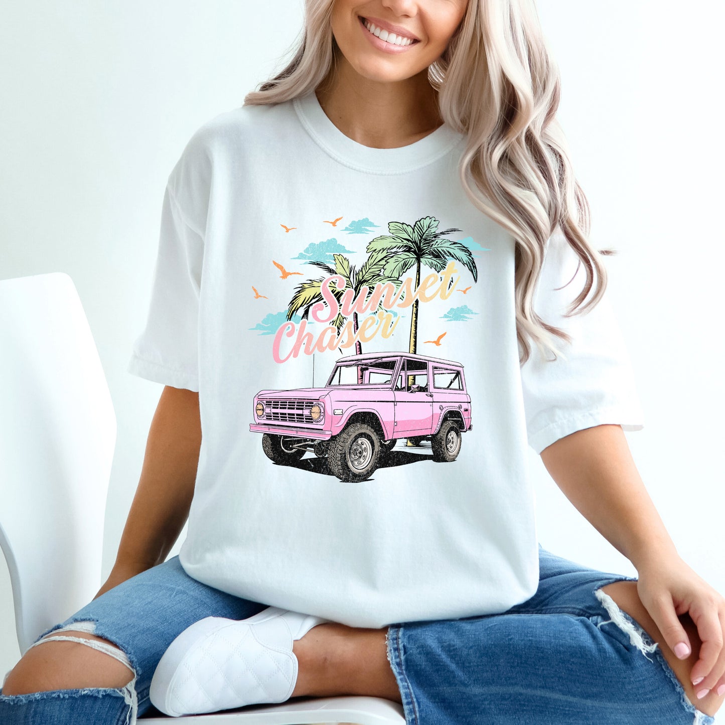 Sunset Chaser Jeep | Garment Dyed Short Sleeve Tee