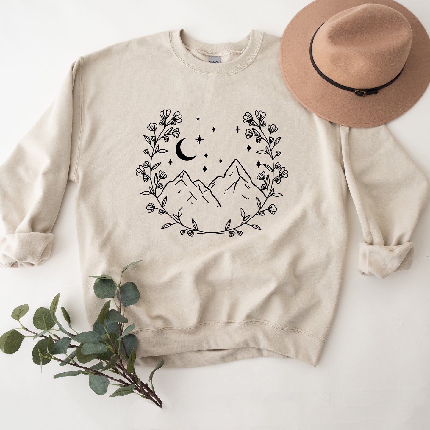 Mountain Wreath | Sweatshirt