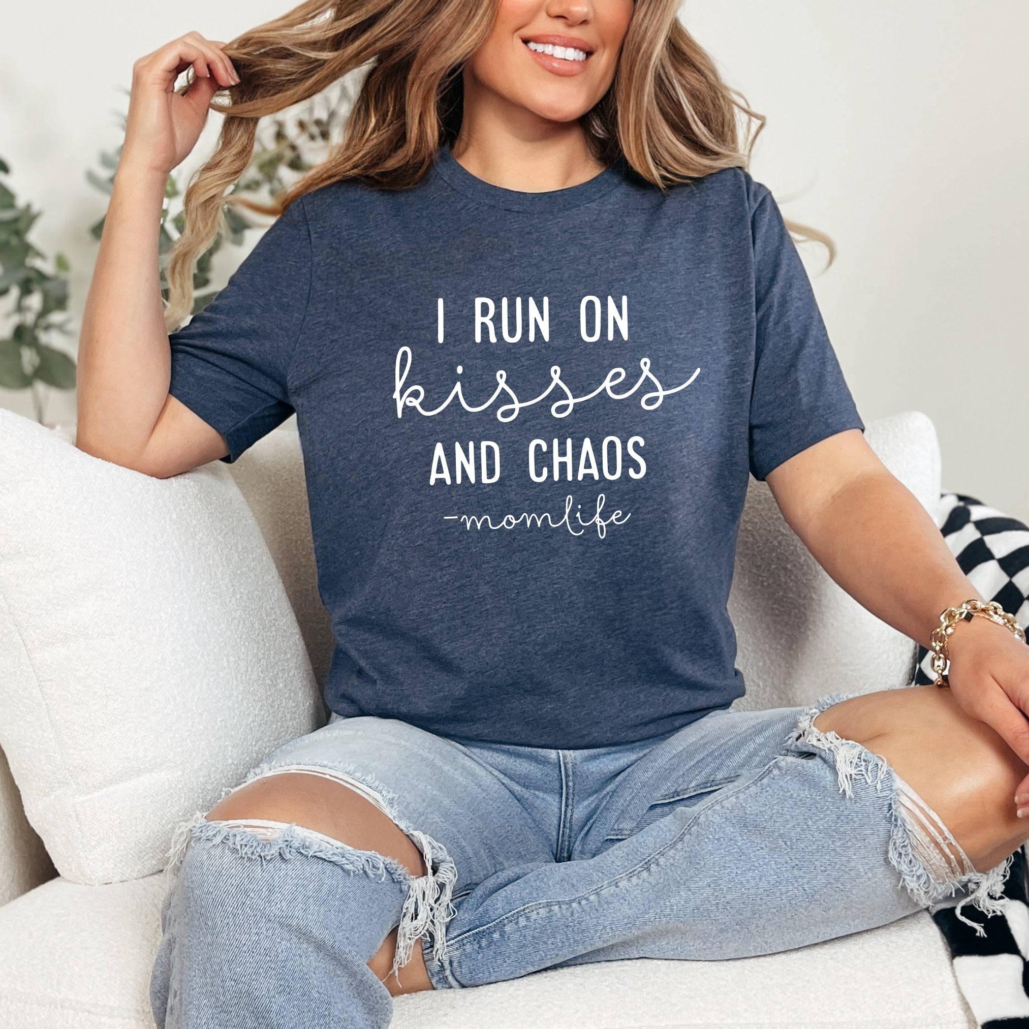 I Run On Kisses And Chaos | Short Sleeve Graphic Tee