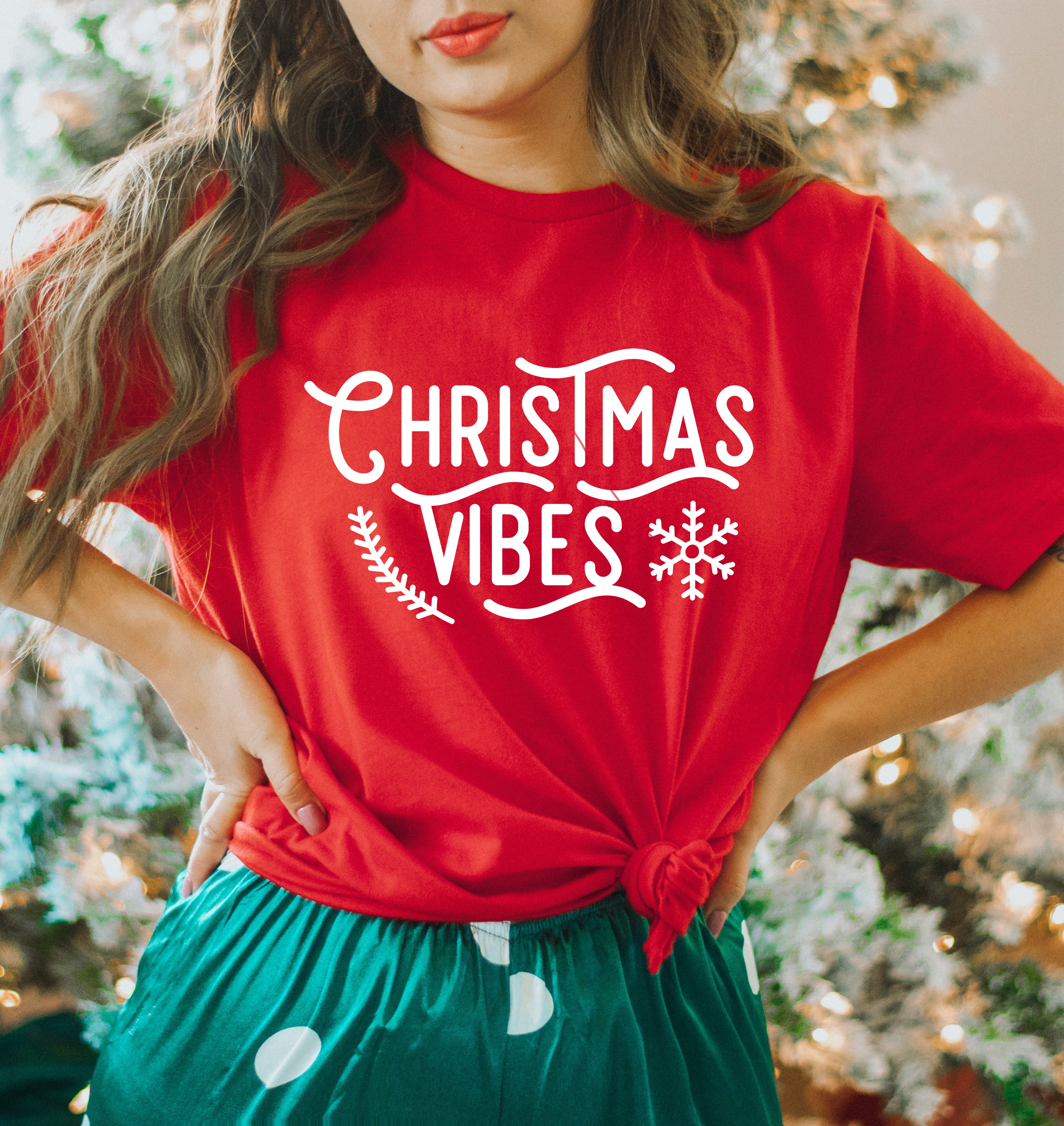 Christmas Vibes Snowflake | Short Sleeve Crew Neck